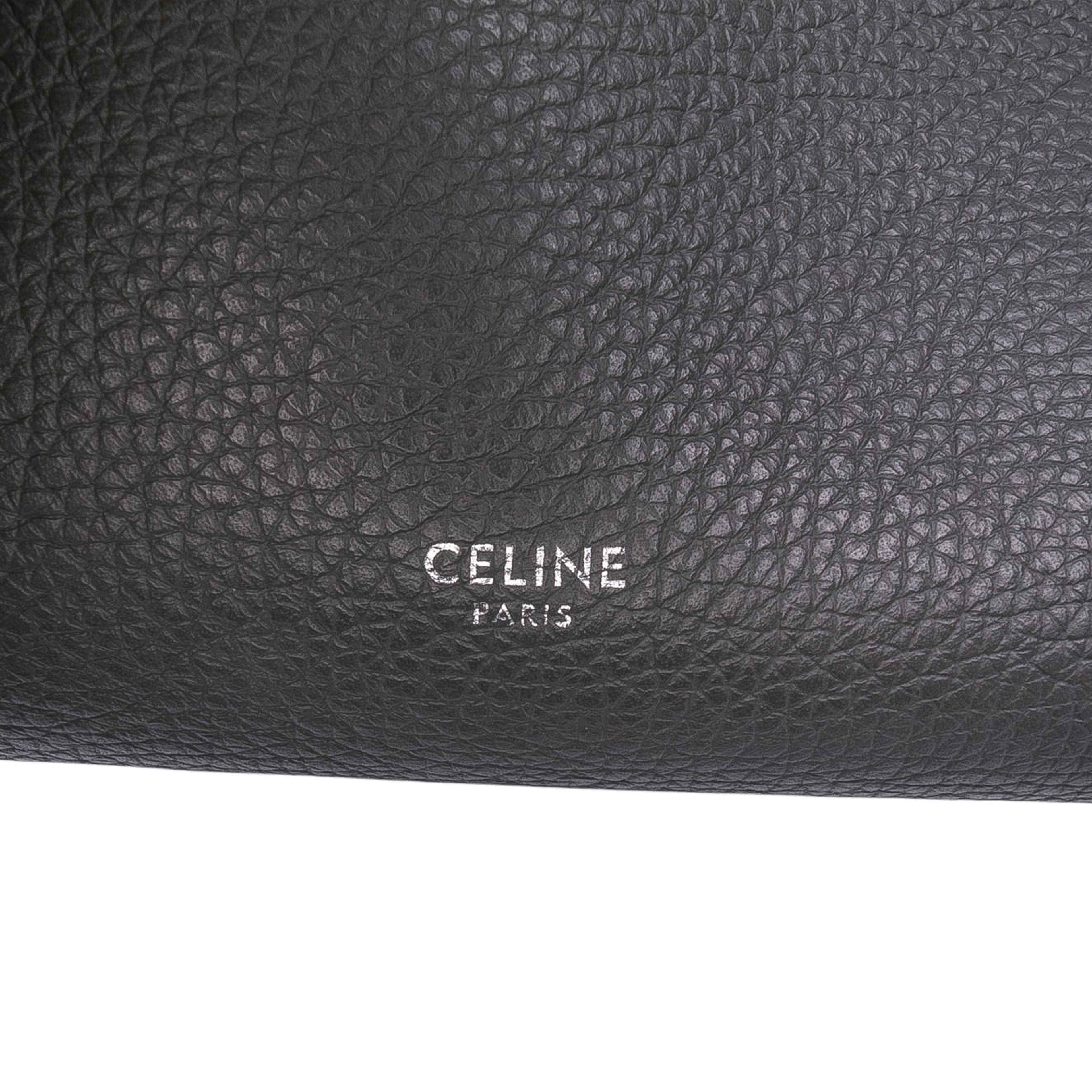 Celine Small Grained Calfskin Big Bag, från Luxclusif, i färgen dark gray.