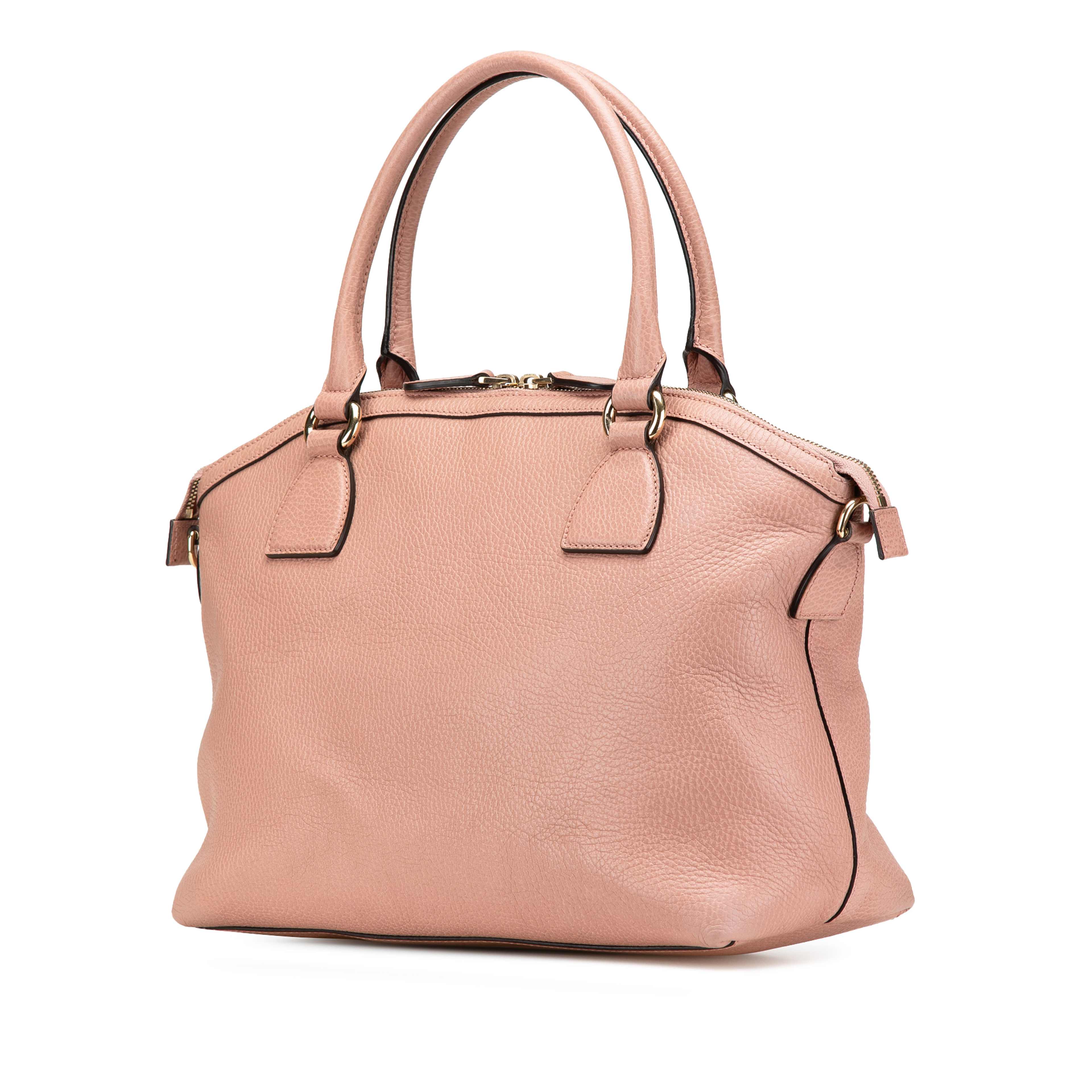 Gucci Medium Leather Gg Charm Dome Satchel, från Luxclusif, i färgen pink. Klicka för att öppna bilden i stort format