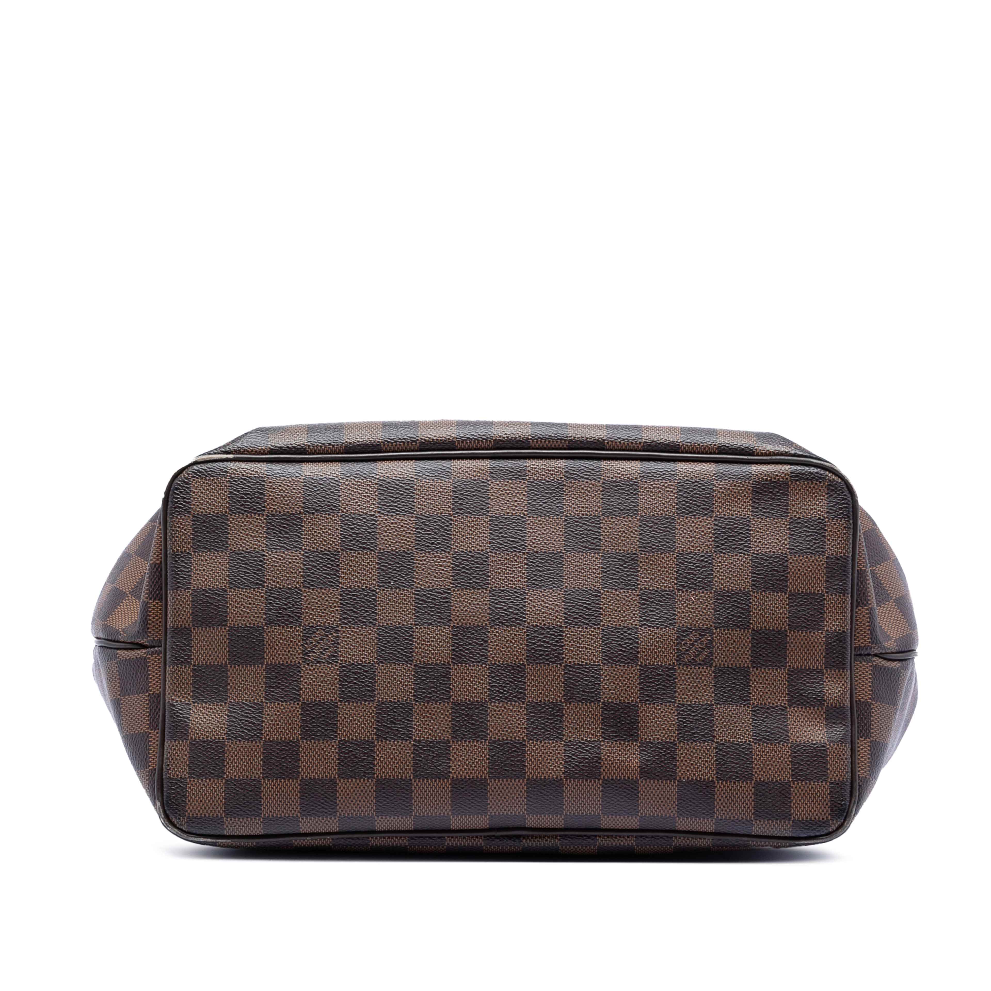 Louis Vuitton Damier Ebene Westminster Gm, från Luxclusif, i färgen brun. Klicka för att öppna bilden i stort format