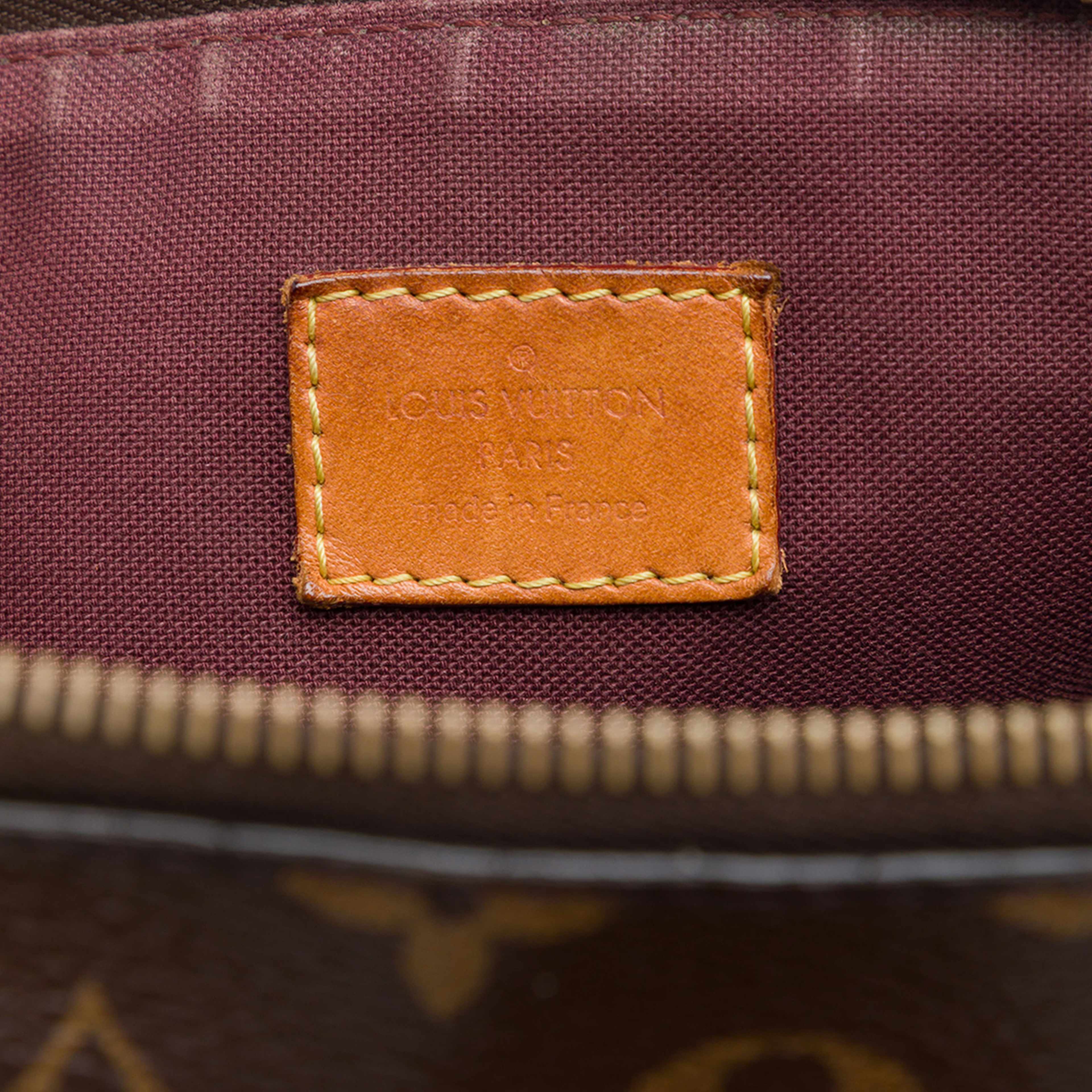 Louis Vuitton Monogram Rivoli Mm, från Luxclusif, i färgen brun. Klicka för att öppna bilden i stort format