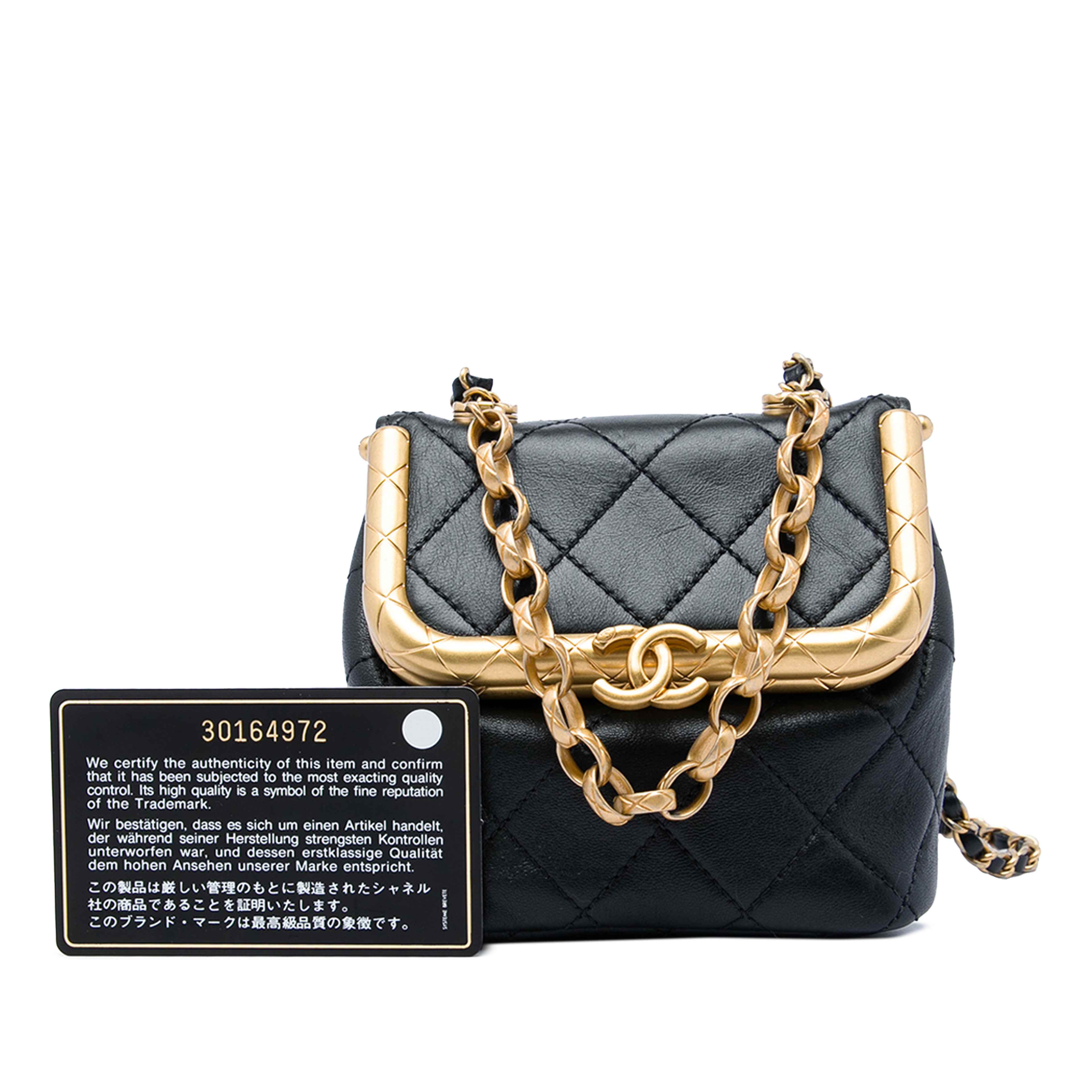 Chanel Micro Quilted Lambskin My Crush Bag, från Luxclusif, i färgen svart. Klicka för att öppna bilden i stort format
