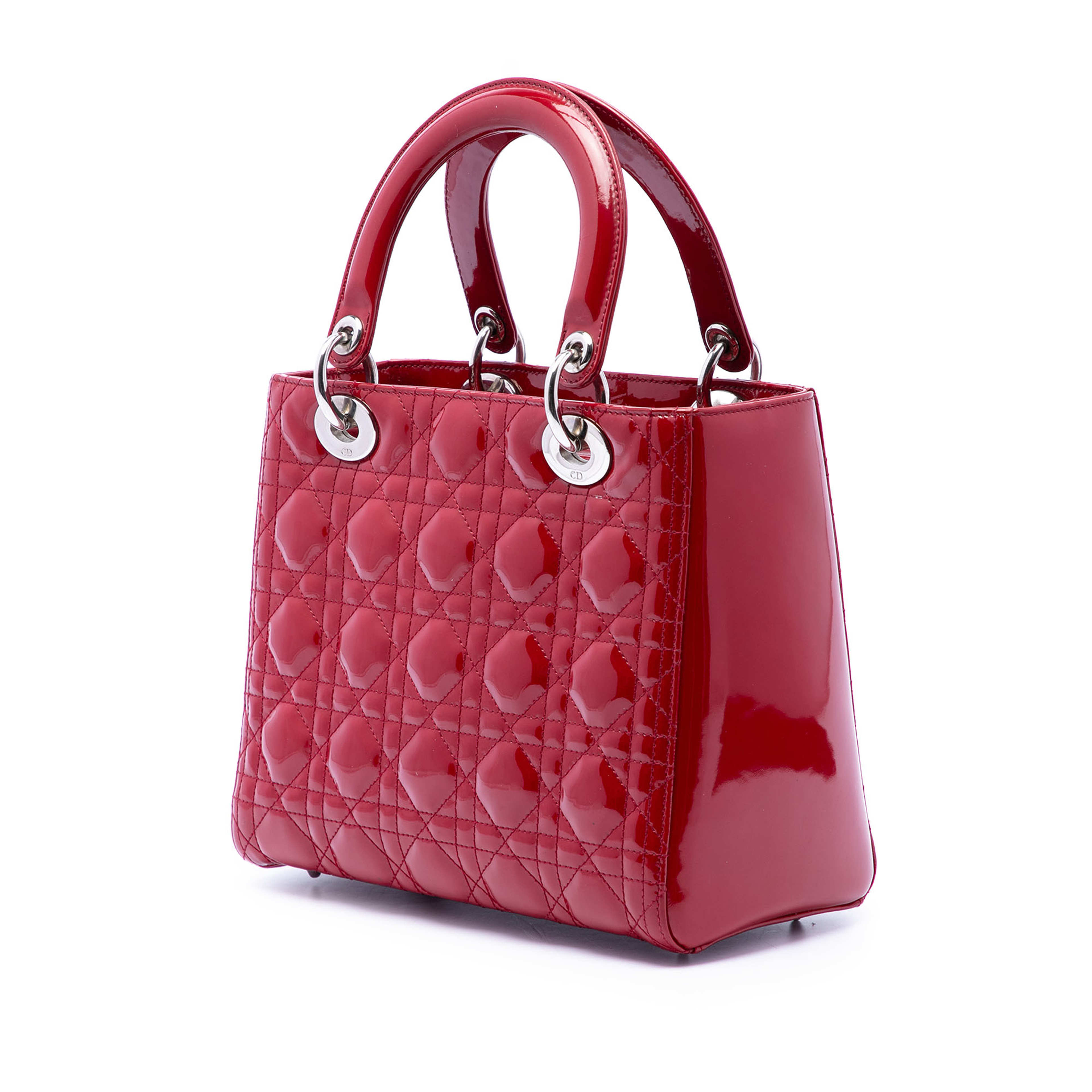 Dior Medium Patent Cannage Lady Dior, från Luxclusif, i färgen dark red. Klicka för att öppna bilden i stort format