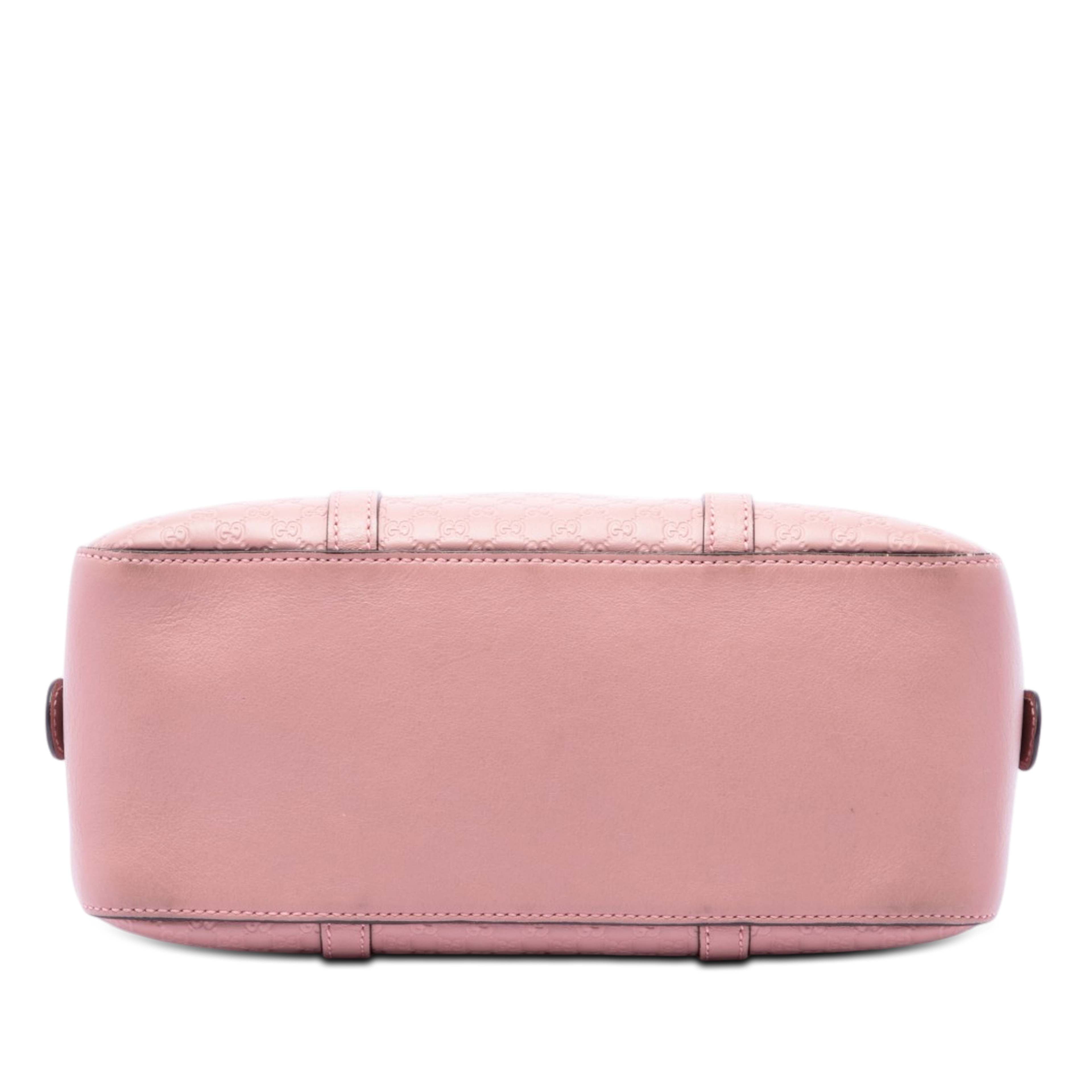 Gucci Small Microguccissima Satchel, från Luxclusif, i färgen rosa. Klicka för att öppna bilden i stort format