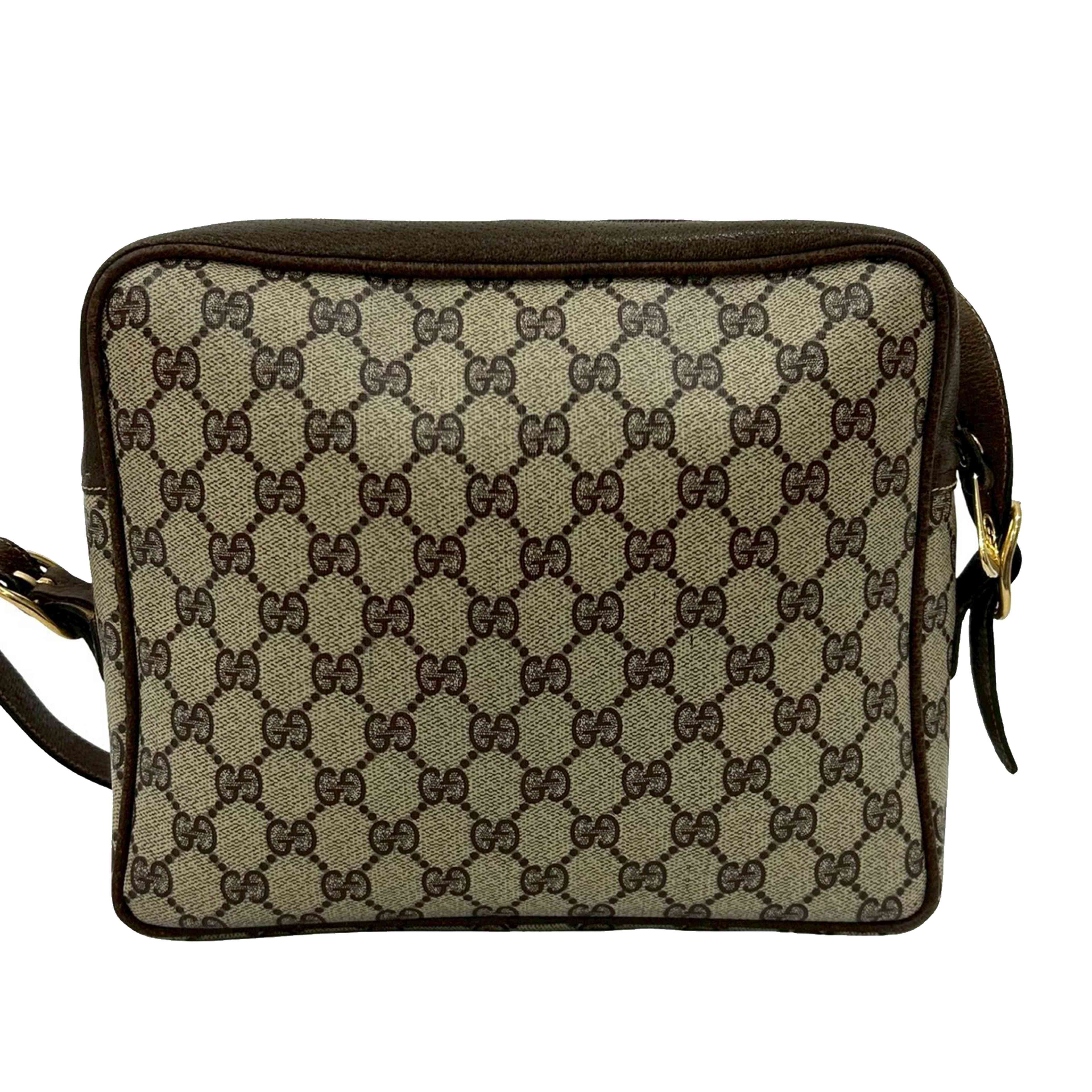 Gucci Gg Supreme Crossbody, från Luxclusif, i färgen beige. Klicka för att öppna bilden i stort format