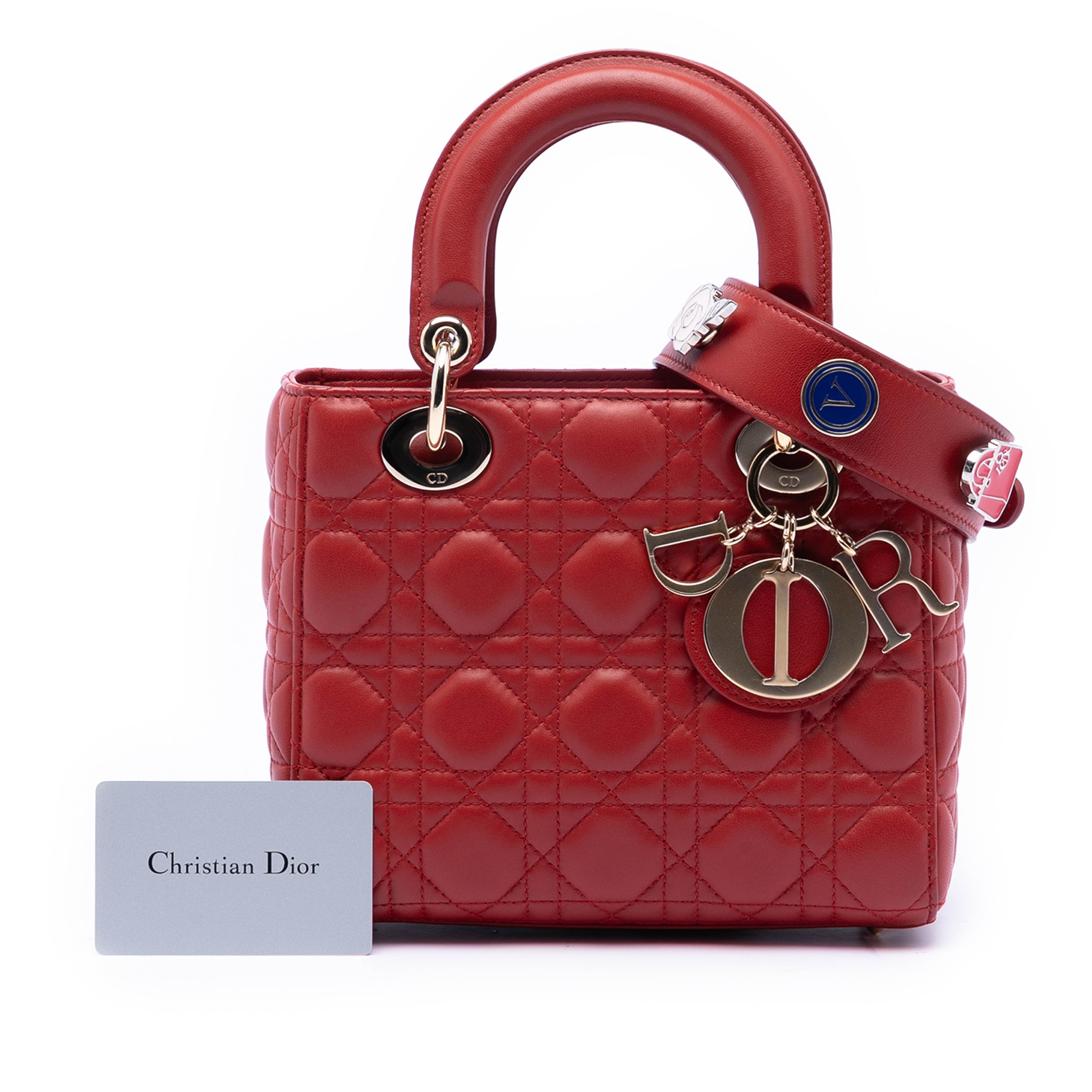 Dior Small Lambskin Cannage My Abcdior Lady Dior, från Luxclusif, i färgen röd. Klicka för att öppna bilden i stort format