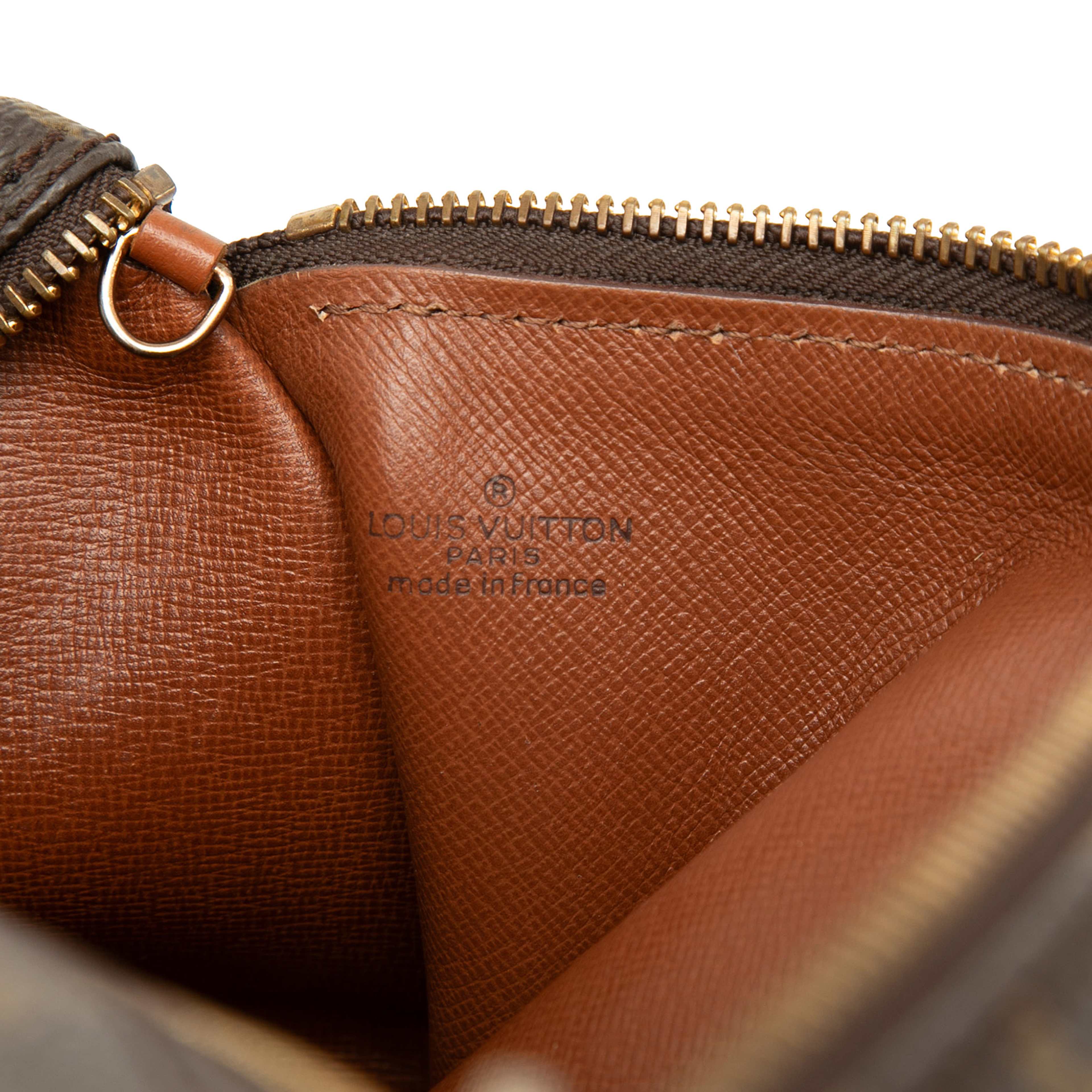 Louis Vuitton Monogram Papillon 30, från Luxclusif, i färgen brun. Klicka för att öppna bilden i stort format