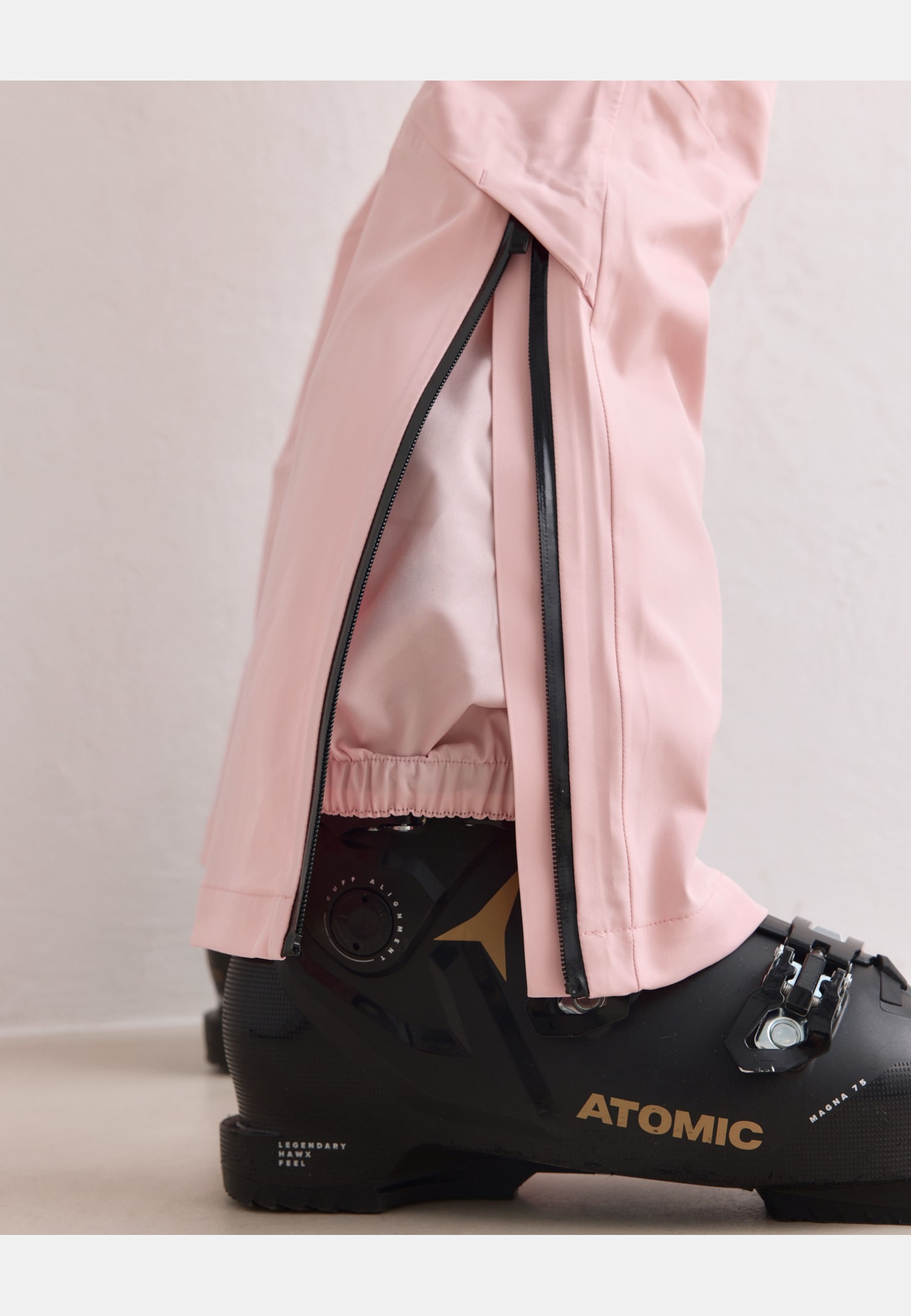 3l Sierra Pants, från aim'n, i färgen pink frost. Klicka för att öppna bilden i stort format