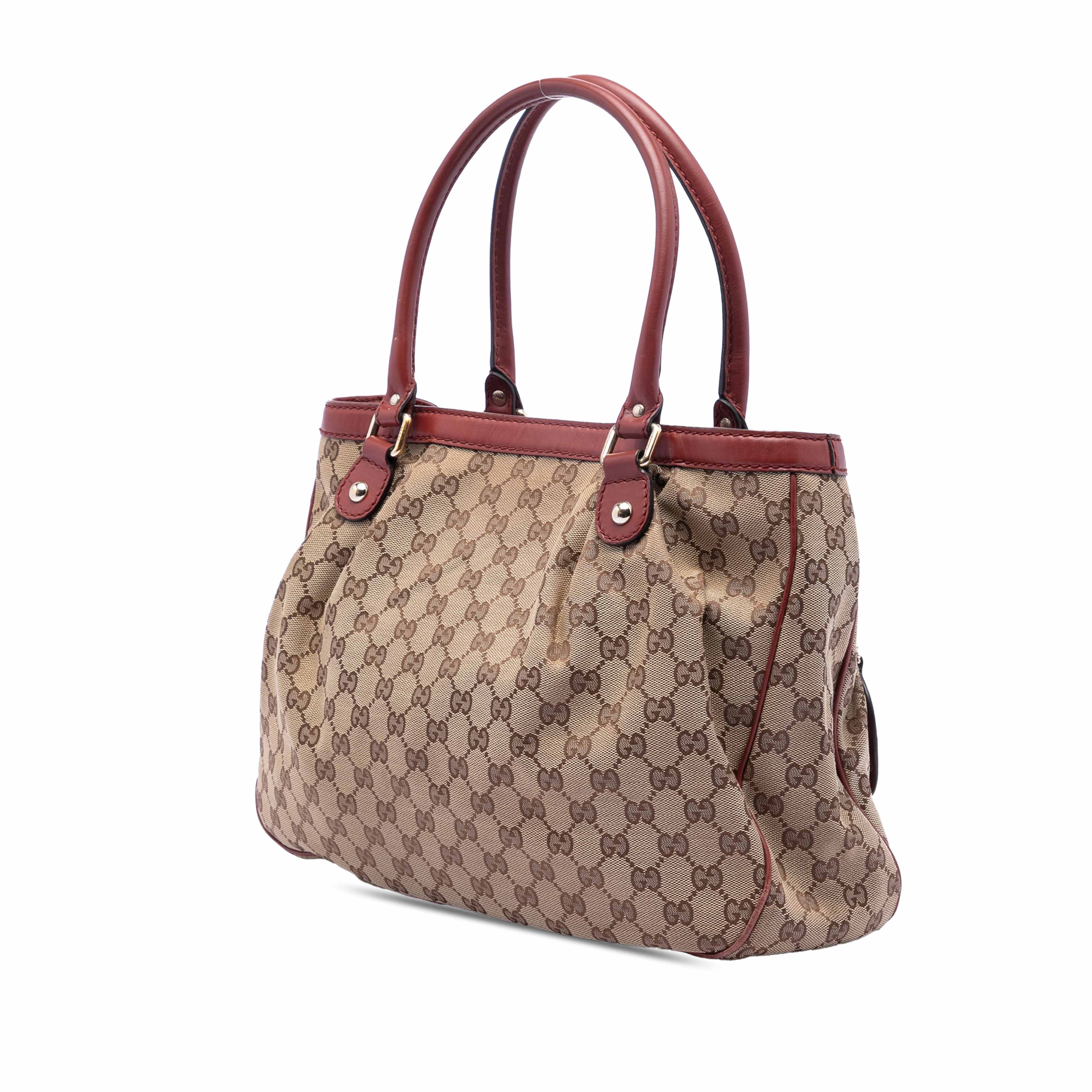 Gucci Gg Canvas Sukey Tote, från Luxclusif, i färgen beige. Klicka för att öppna bilden i stort format