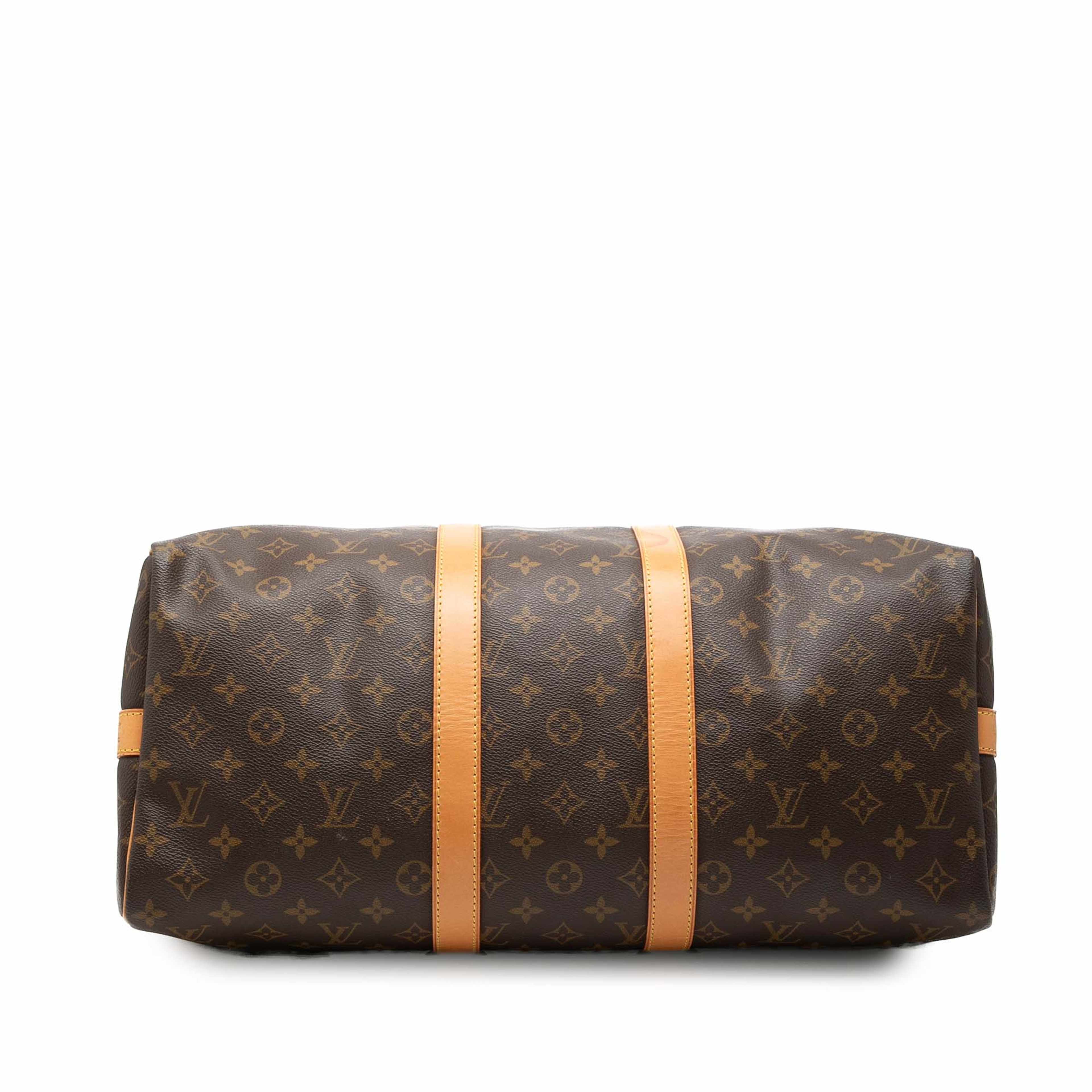 Louis Vuitton Monogram Keepall Bandouliere 45, från Luxclusif, i färgen brown. Klicka för att öppna bilden i stort format