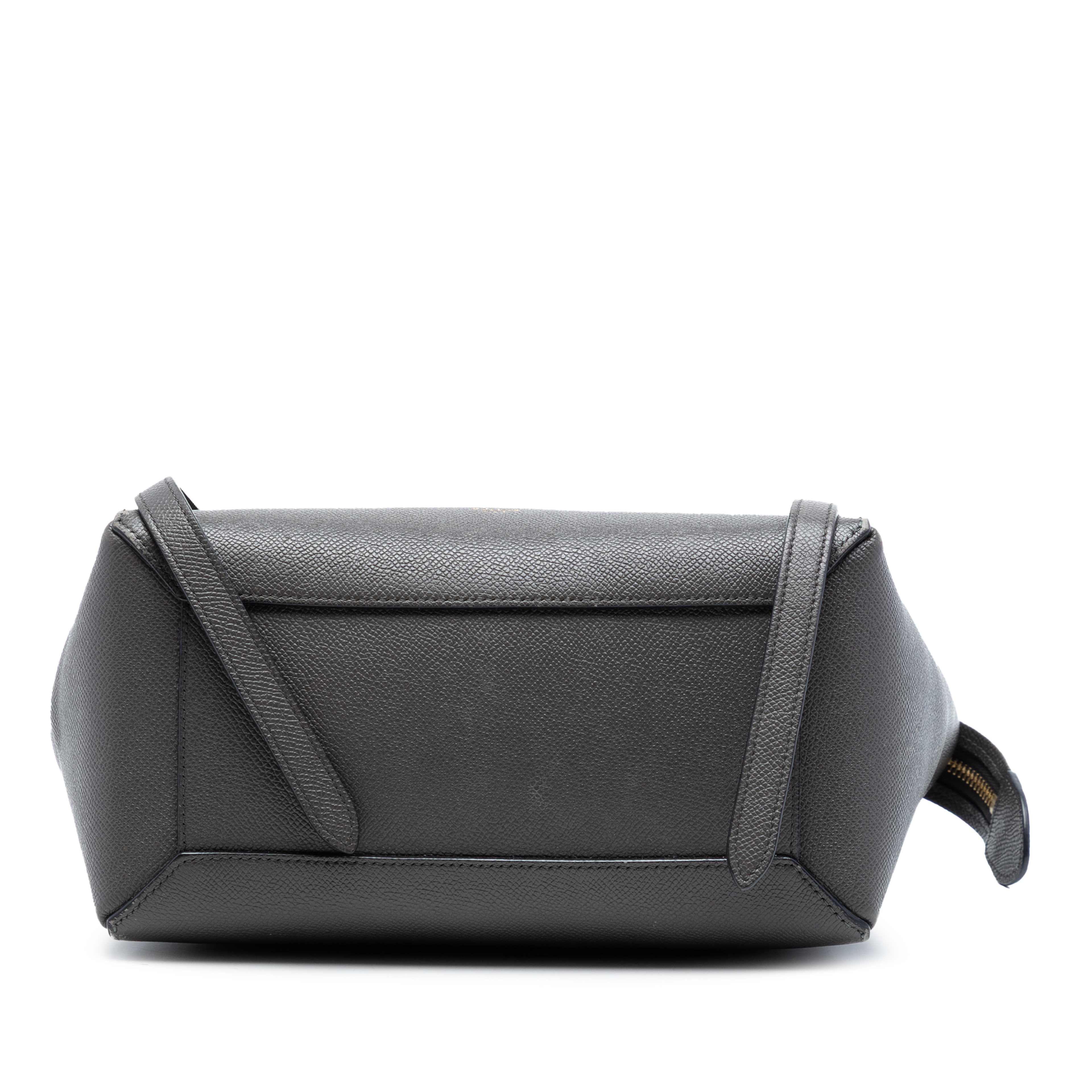 Celine Micro Grained Calfskin Belt Bag, från Luxclusif, i färgen gray. Klicka för att öppna bilden i stort format
