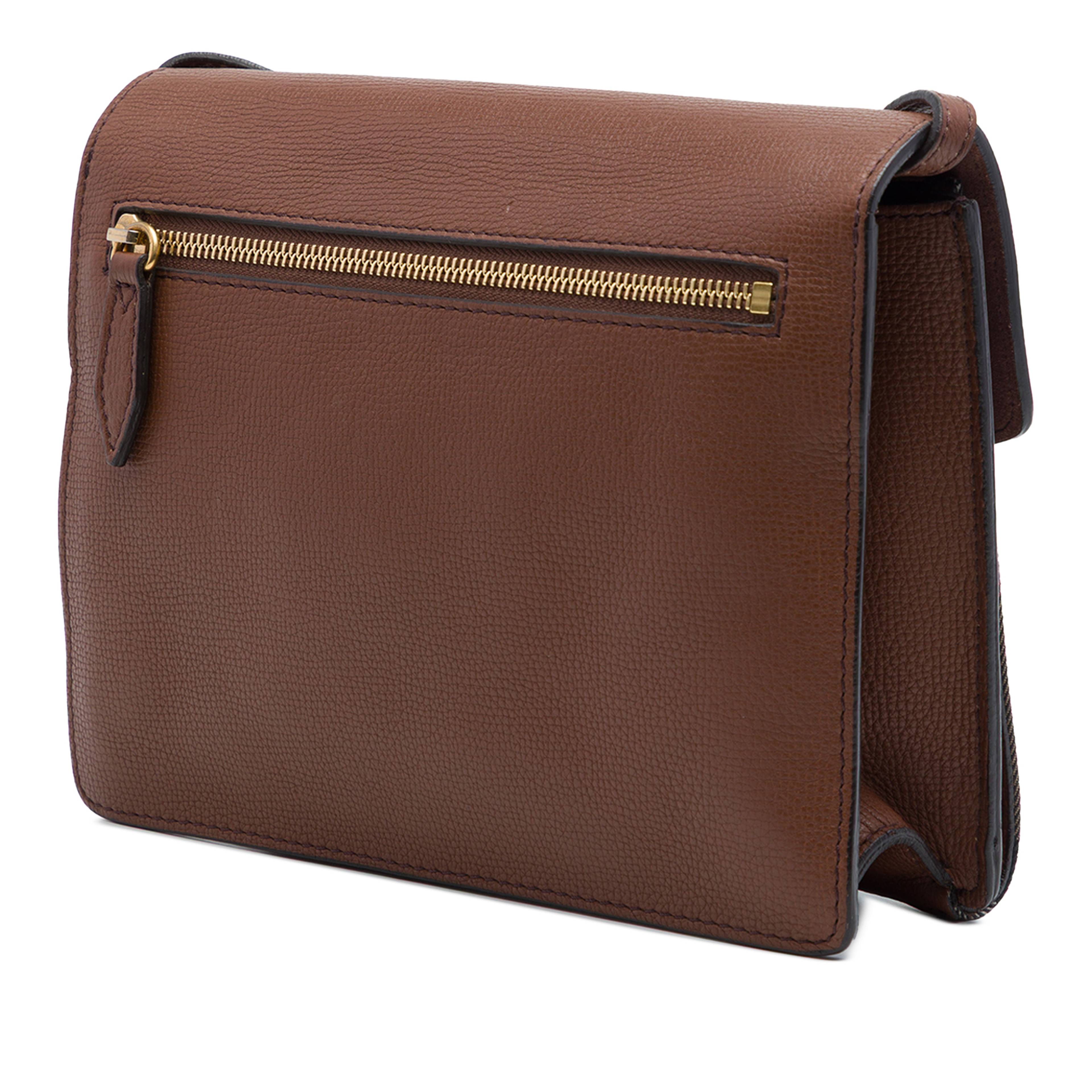 Burberry Small Leather And House Check Canvas Derby Macken Crossbody, från Luxclusif, i färgen brun. Klicka för att öppna bilden i stort format
