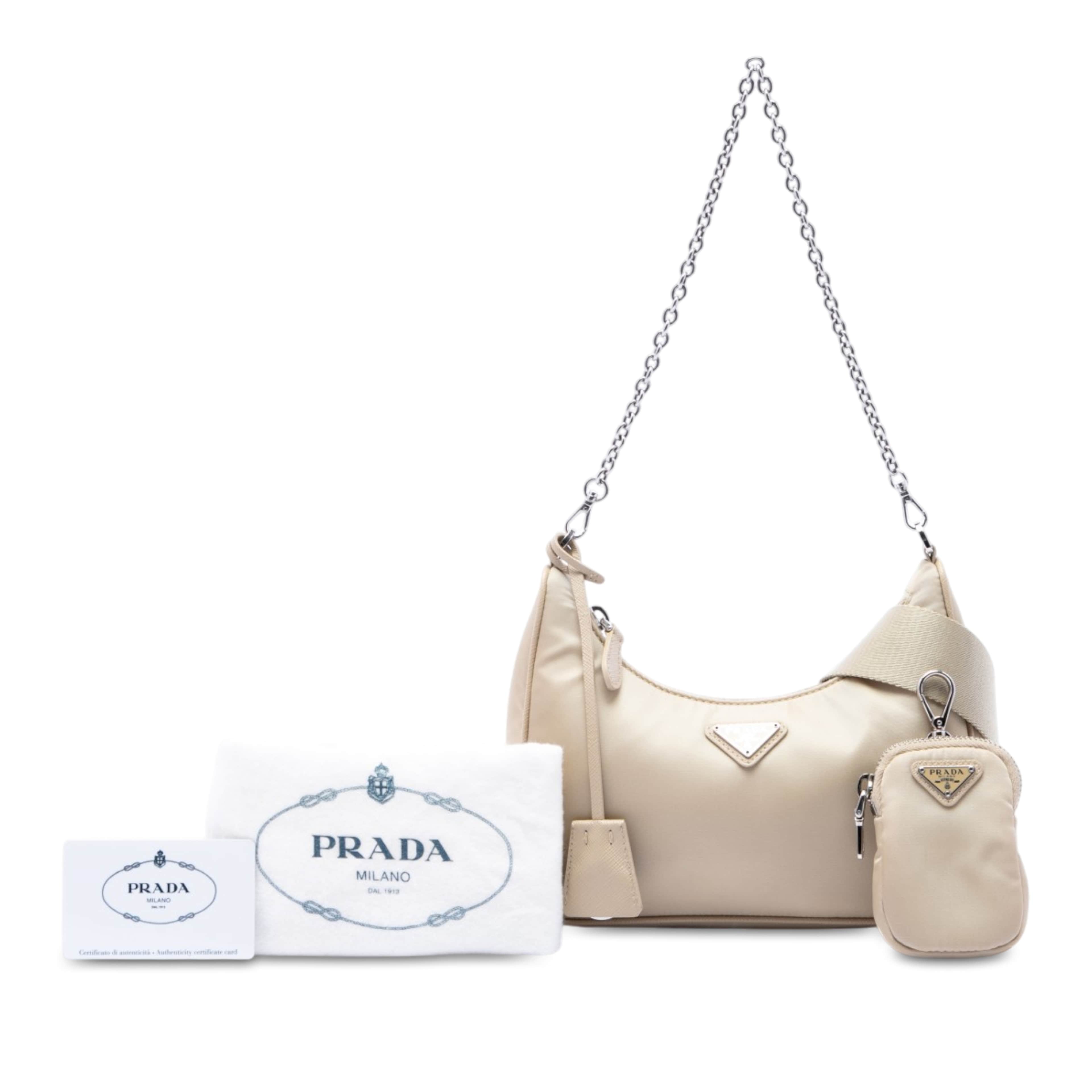 Prada Re Nylon Re Edition 2005 Satchel, från Luxclusif, i färgen beige. Klicka för att öppna bilden i stort format