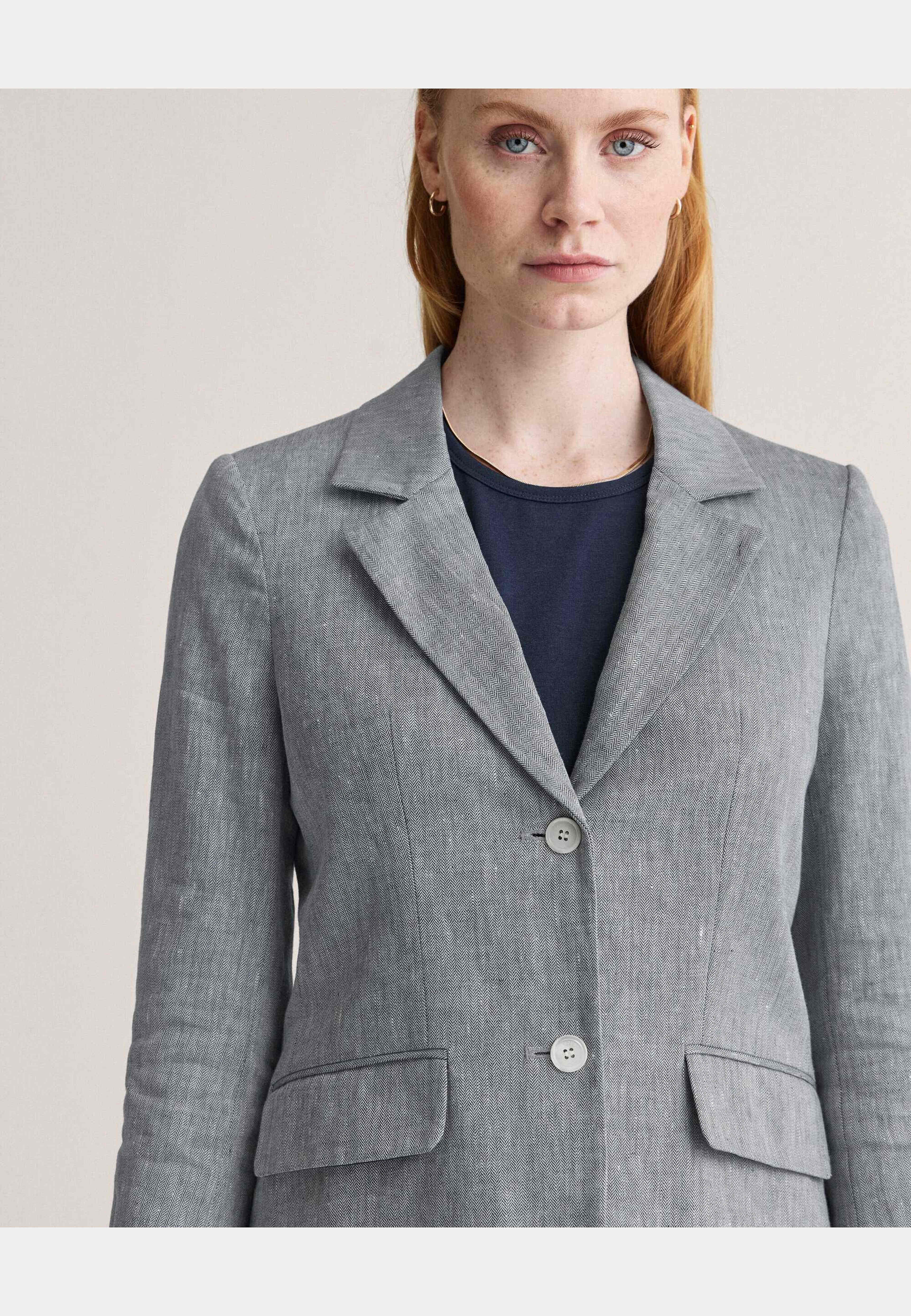 Gemma Linen Blazer, från Newhouse, i färgen marinblå. Klicka för att öppna bilden i stort format