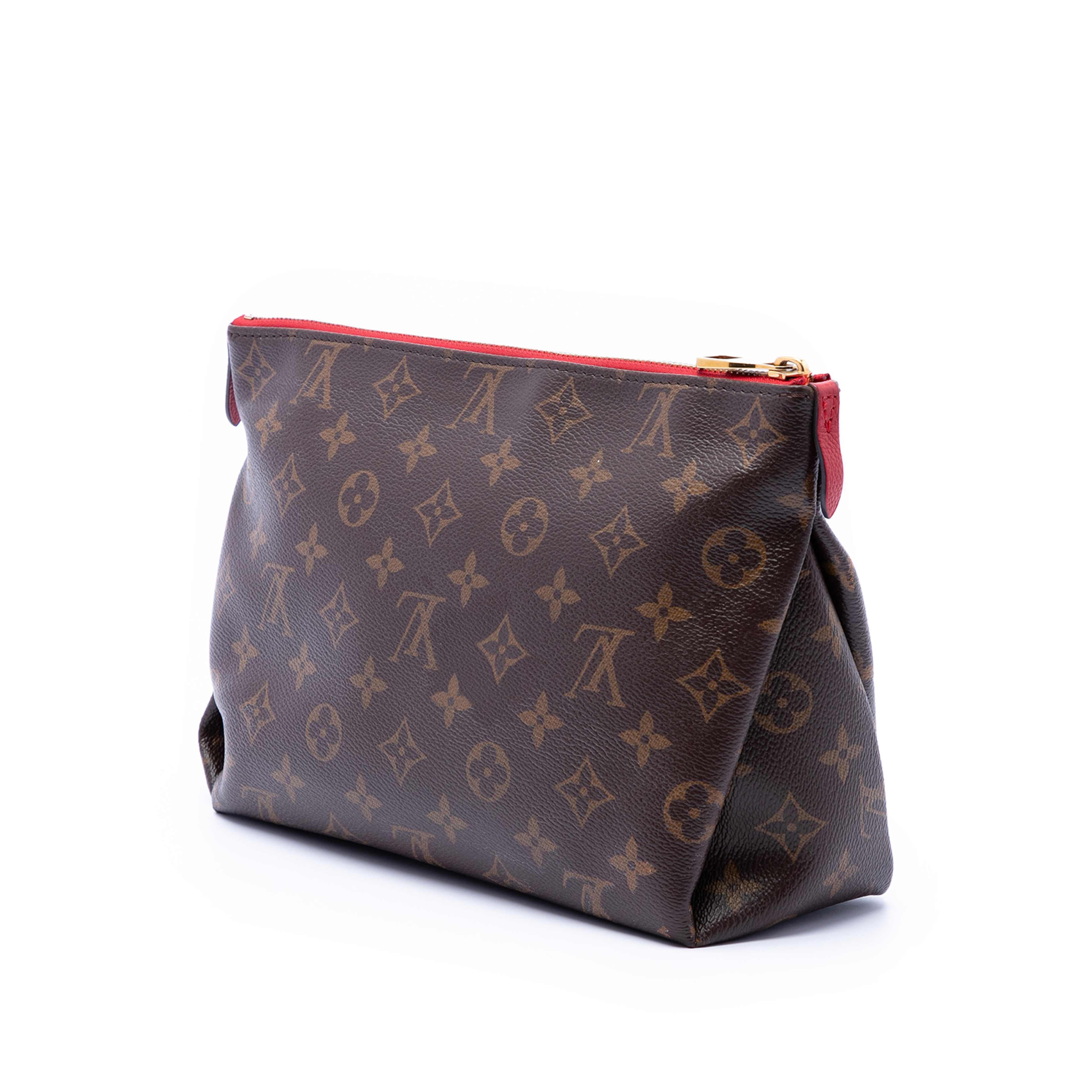 Louis Vuitton Monogram Pallas Beauty Case, från Luxclusif, i färgen brun. Klicka för att öppna bilden i stort format