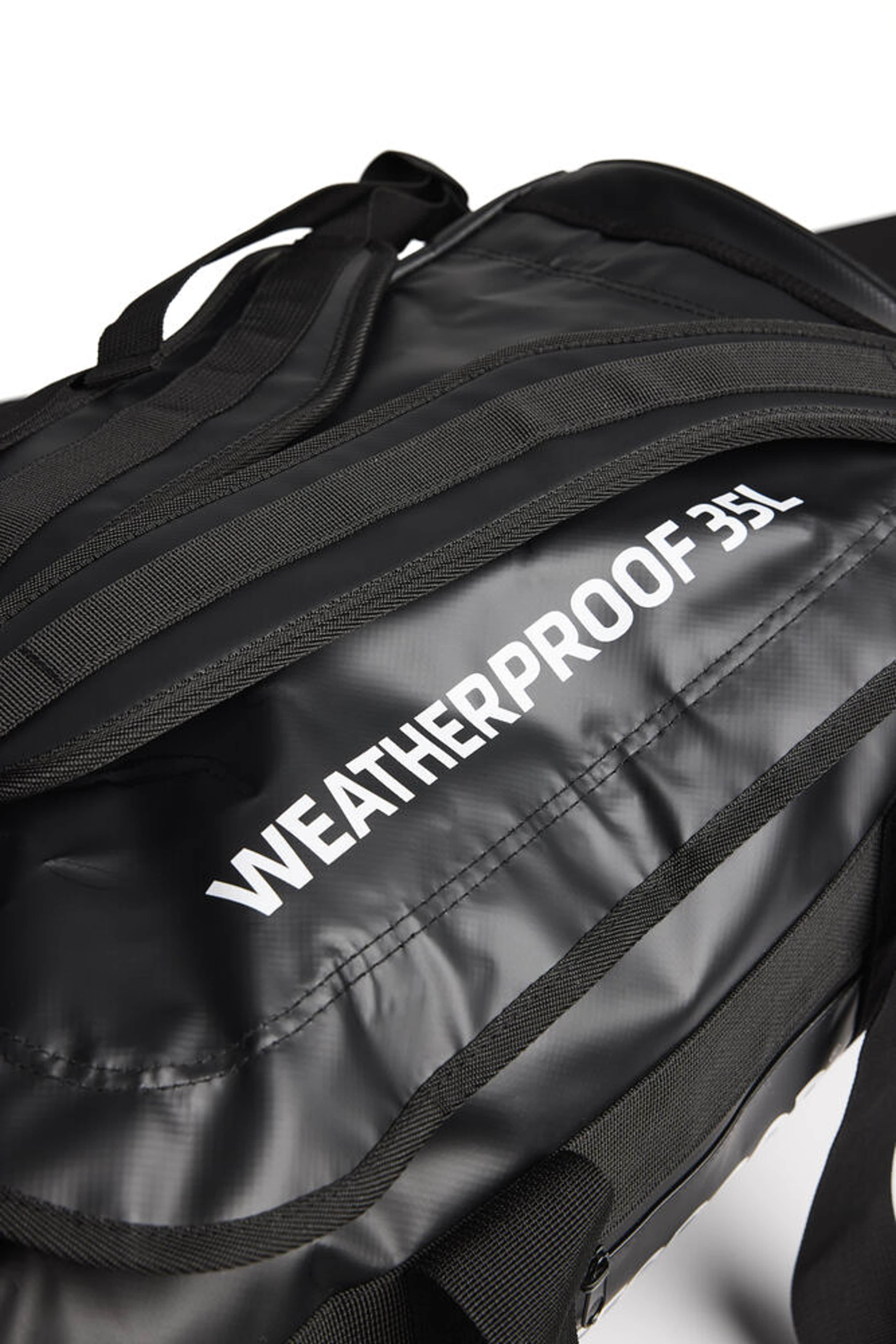 Weatherproof Duffel 35l, från Tenson, i färgen svart. Klicka för att öppna bilden i stort format