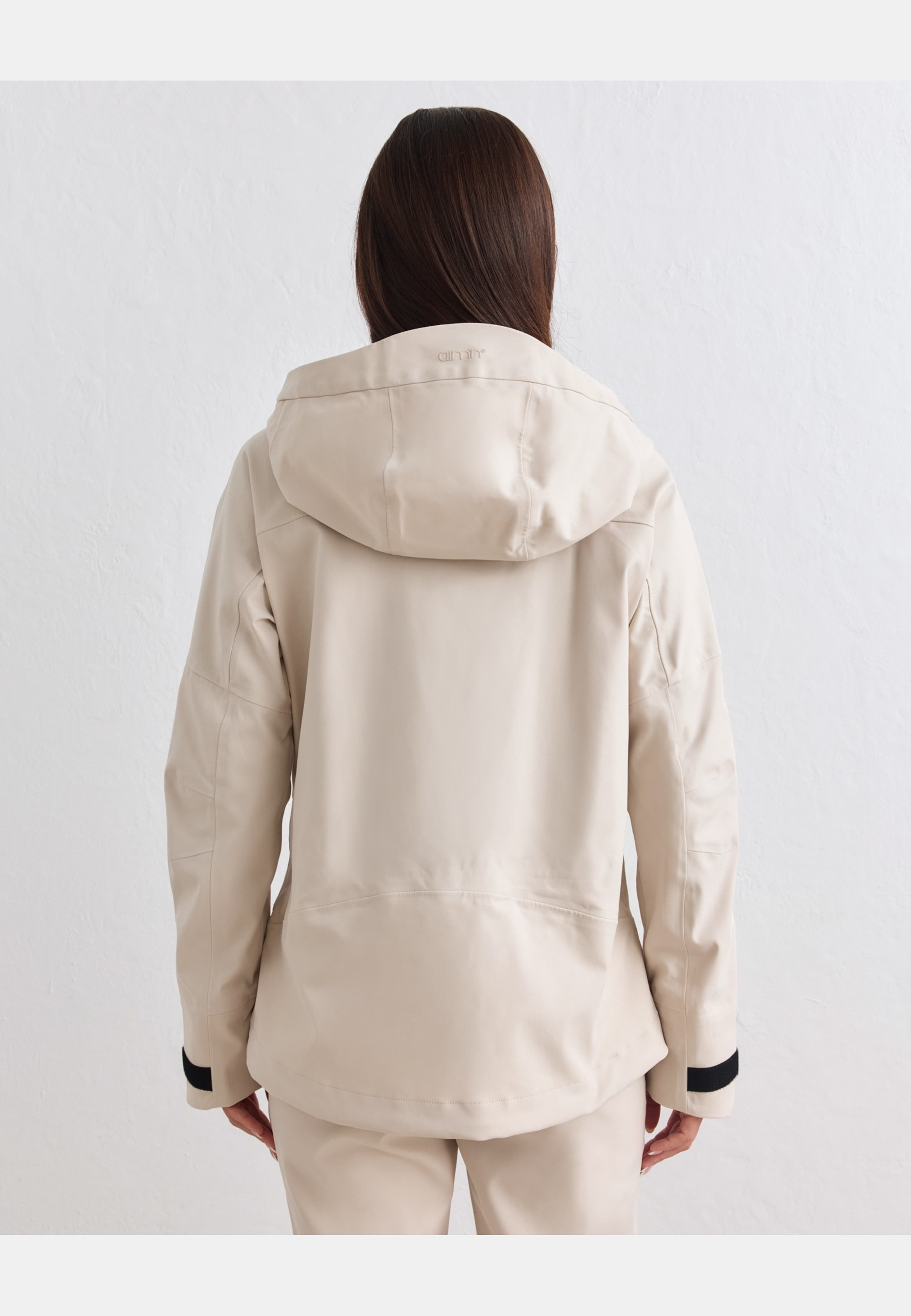 3l Sierra Jacket, från aim'n, i färgen café au lait. Klicka för att öppna bilden i stort format