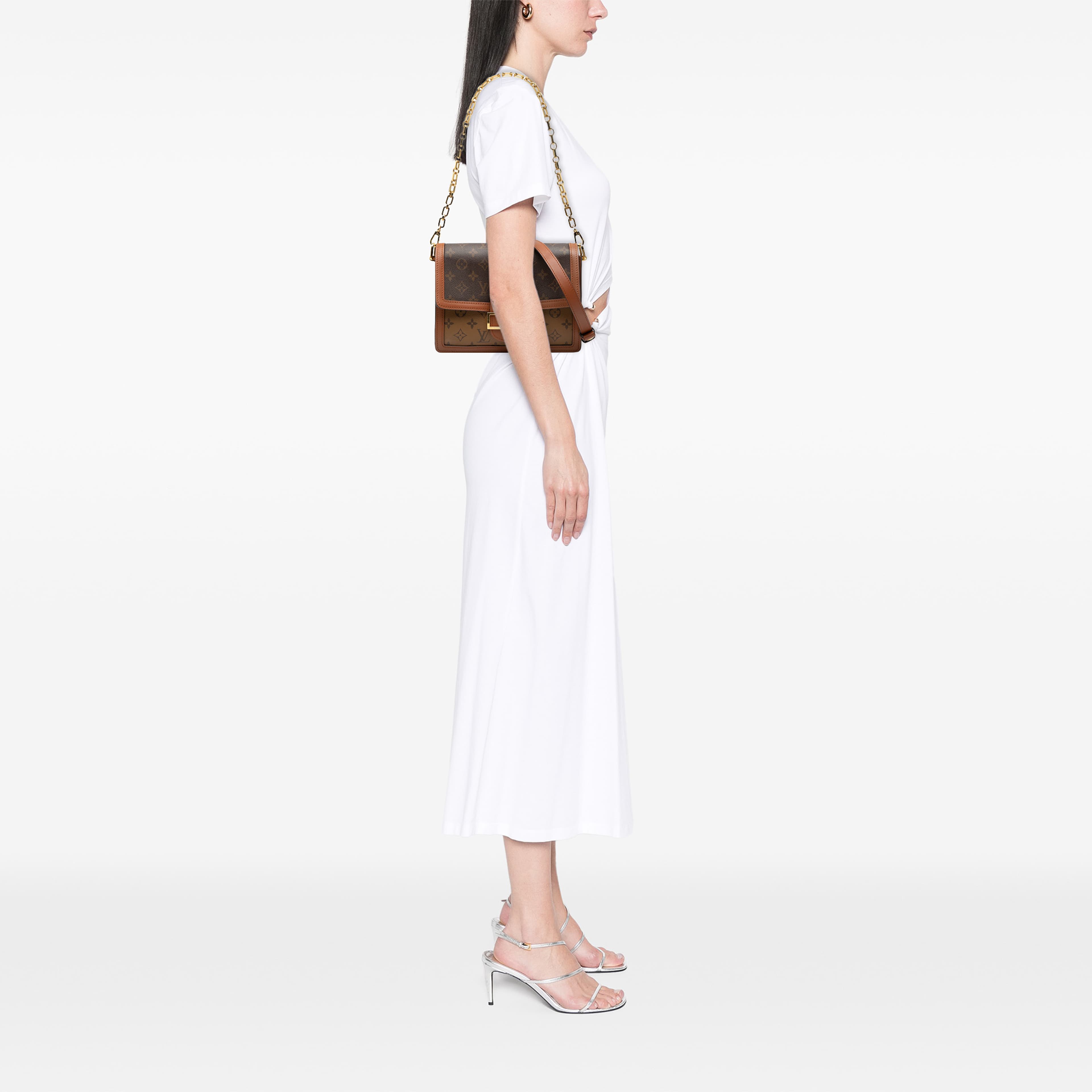 Louis Vuitton Monogram Reverse Dauphine Mm, från Luxclusif, i färgen brun. Klicka för att öppna bilden i stort format
