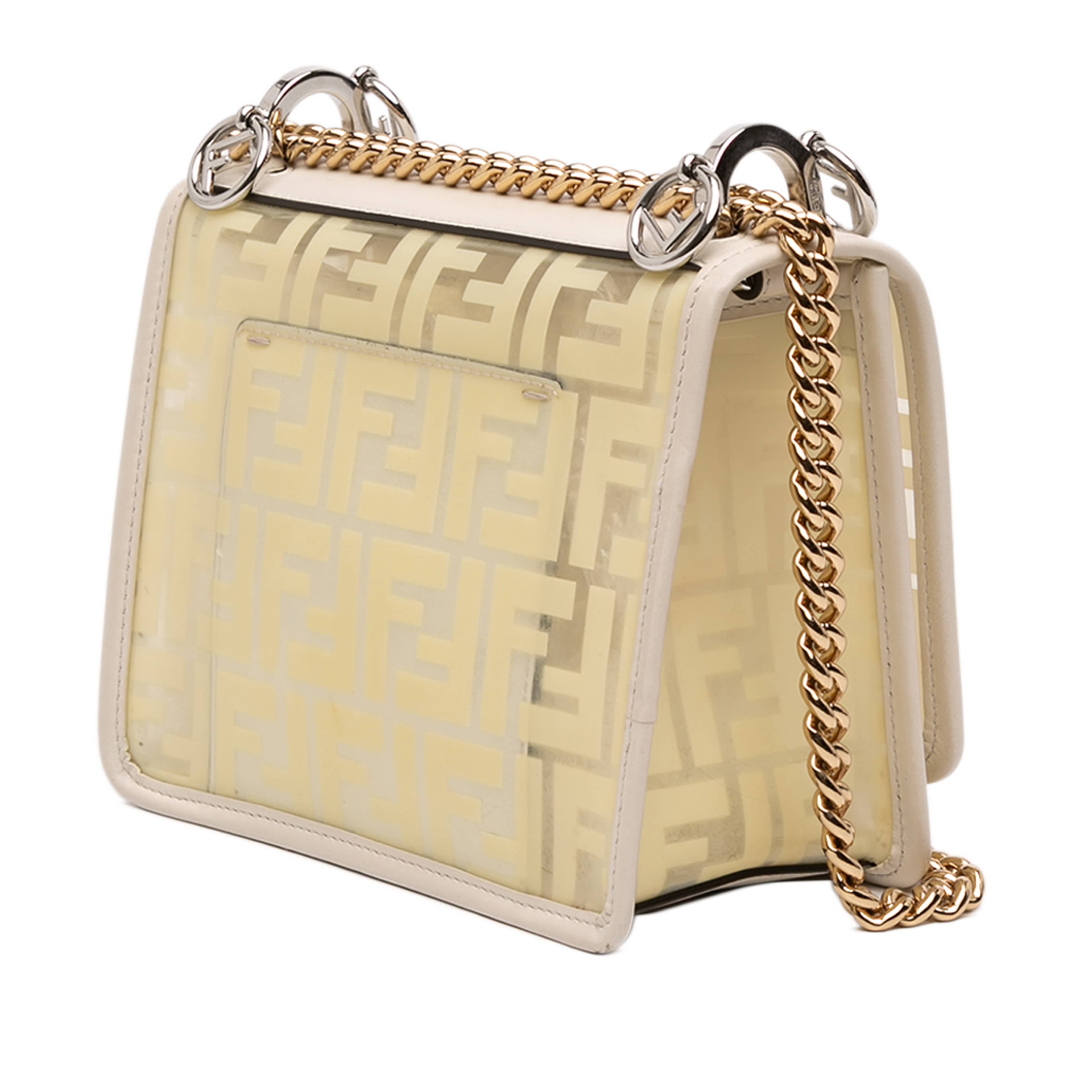 Fendi Small Zucca Pvc Kan I F Crossbody, från Luxclusif, i färgen white. Klicka för att öppna bilden i stort format