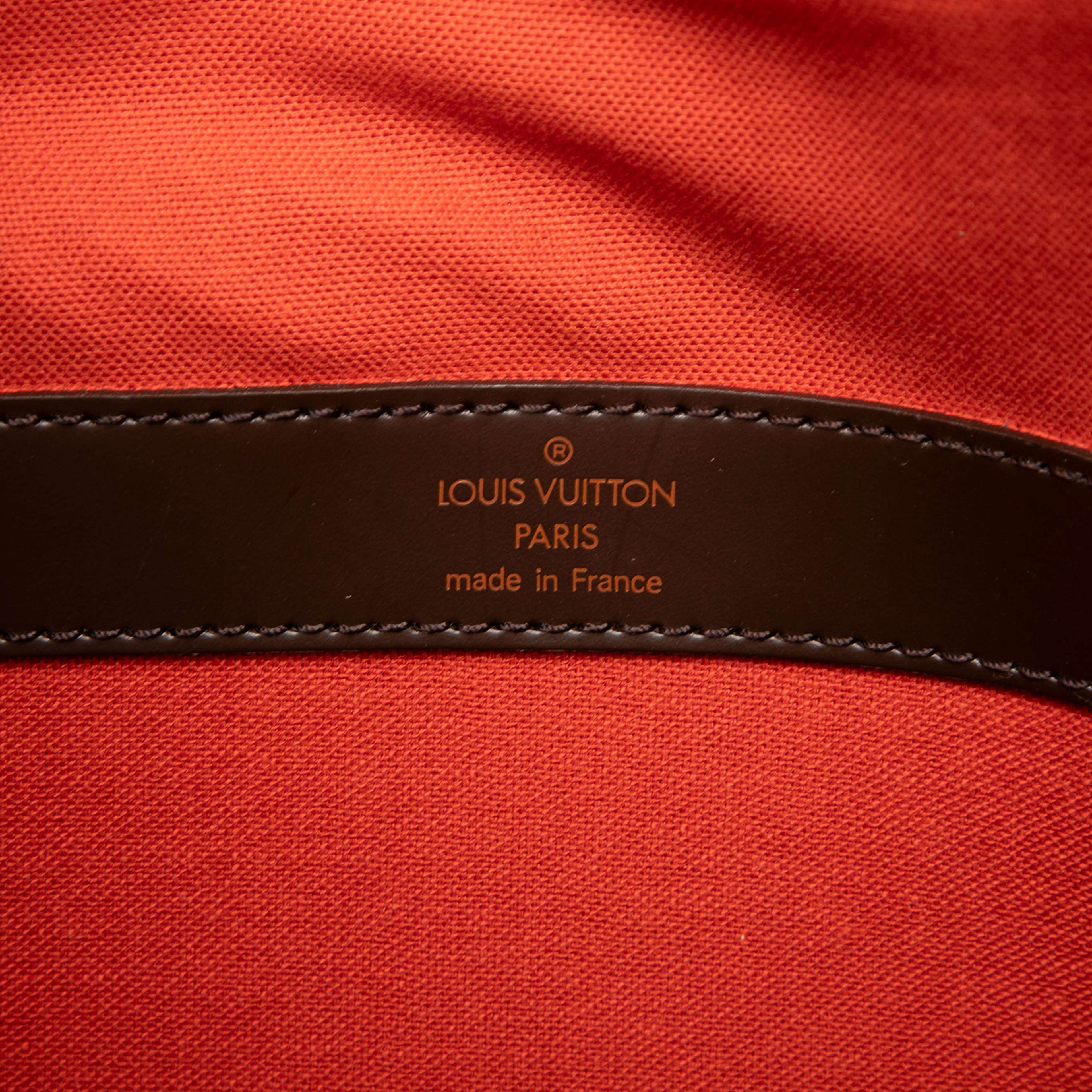 Louis Vuitton Damier Ebene Naviglio, från Luxclusif, i färgen brown. Klicka för att öppna bilden i stort format