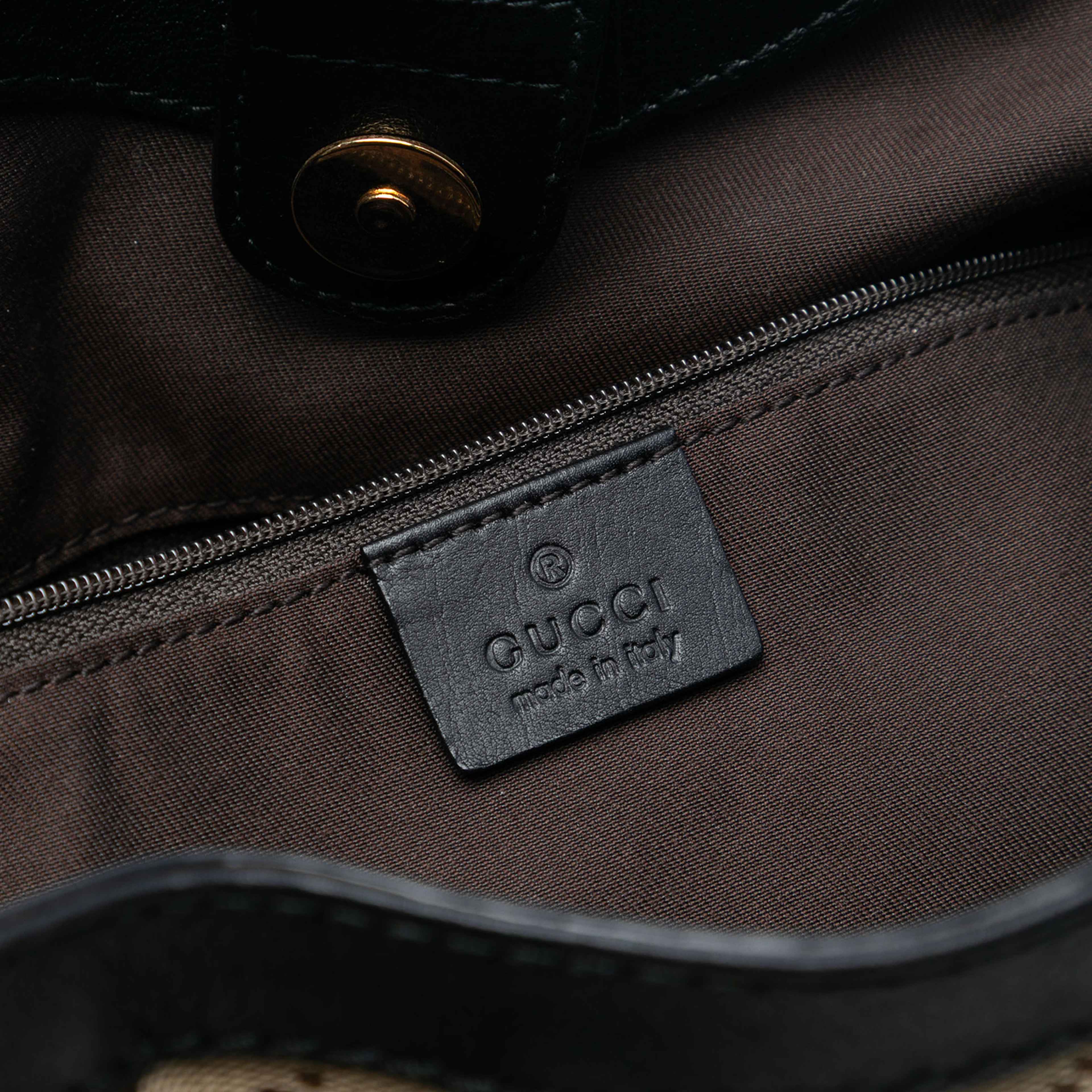 Gucci Medium Gg Canvas Sukey Tote, från Luxclusif, i färgen beige. Klicka för att öppna bilden i stort format