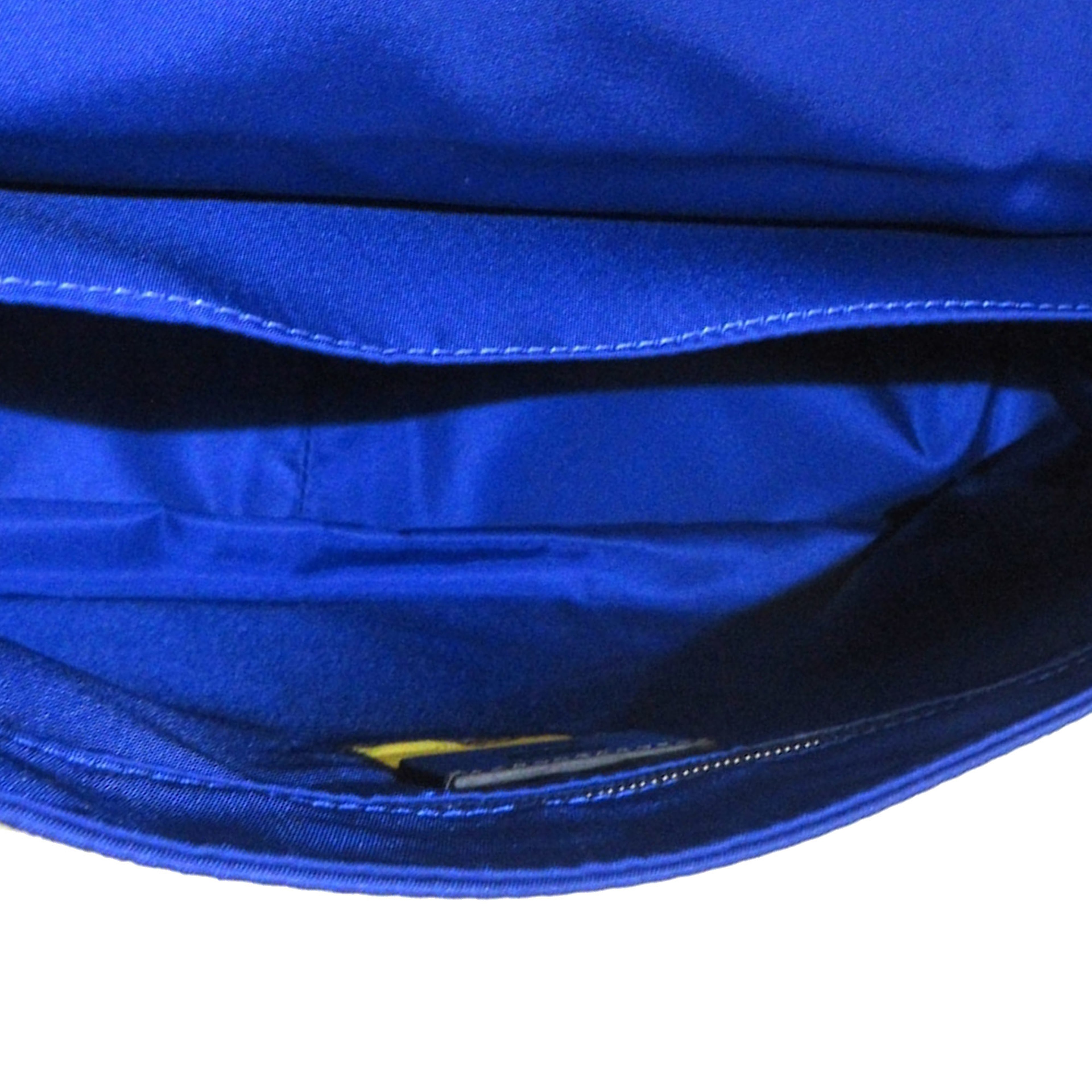 Fendi Ff Lock Crossbody, från Luxclusif, i färgen blue. Klicka för att öppna bilden i stort format