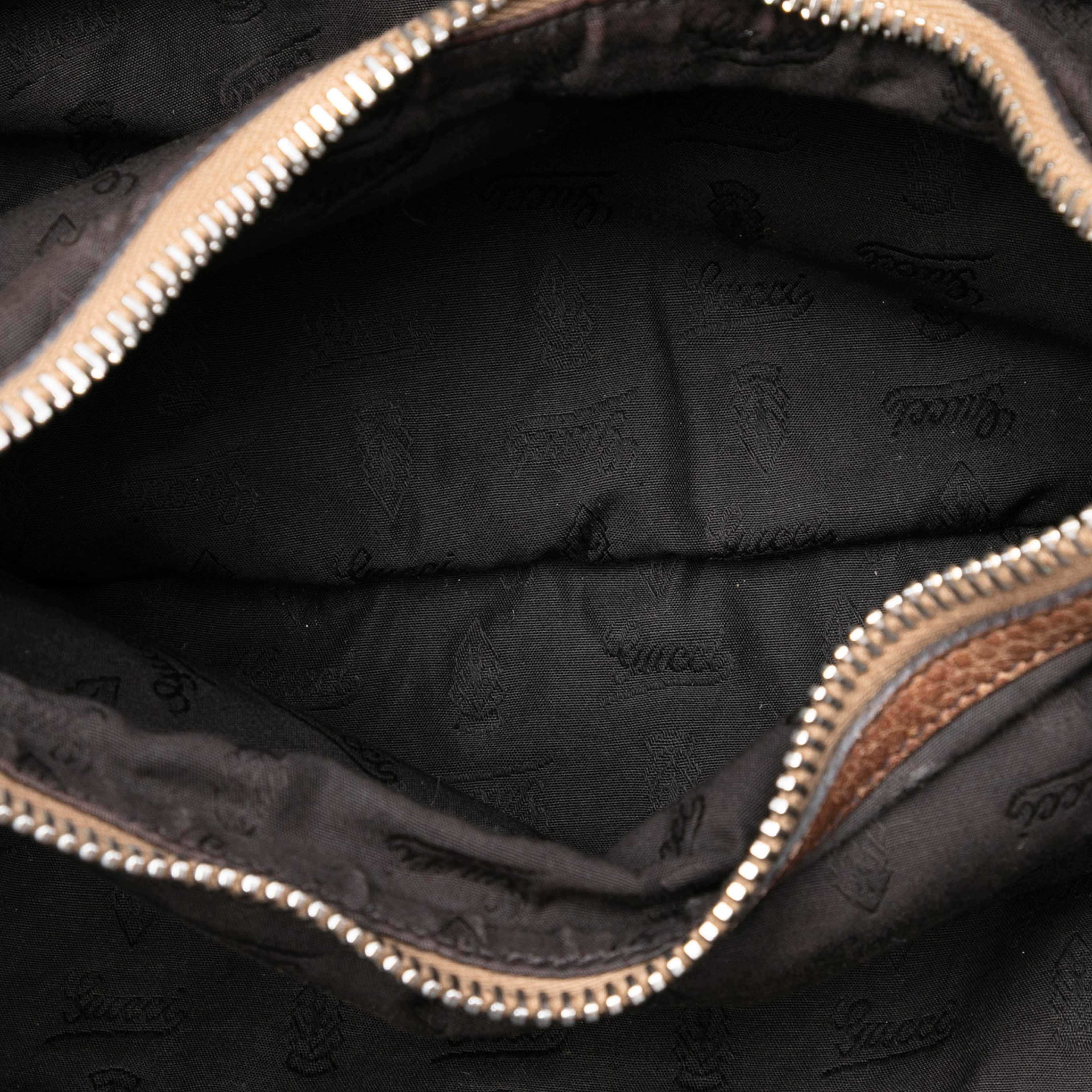 Gucci Medium Gg Canvas Bamboo Libeccio Tote, från Luxclusif, i färgen beige. Klicka för att öppna bilden i stort format