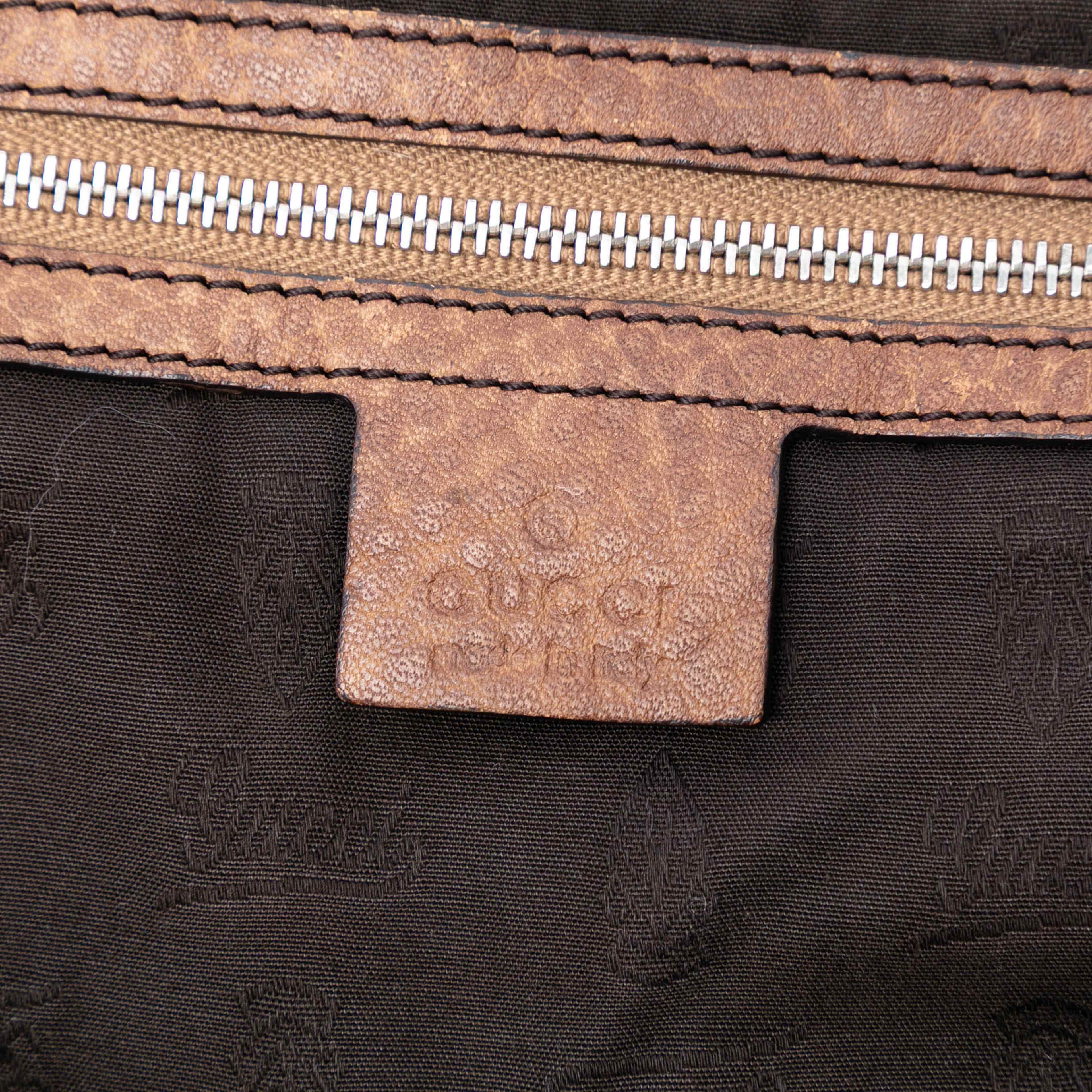 Gucci Medium Gg Canvas Bamboo Libeccio Tote, från Luxclusif, i färgen beige. Klicka för att öppna bilden i stort format