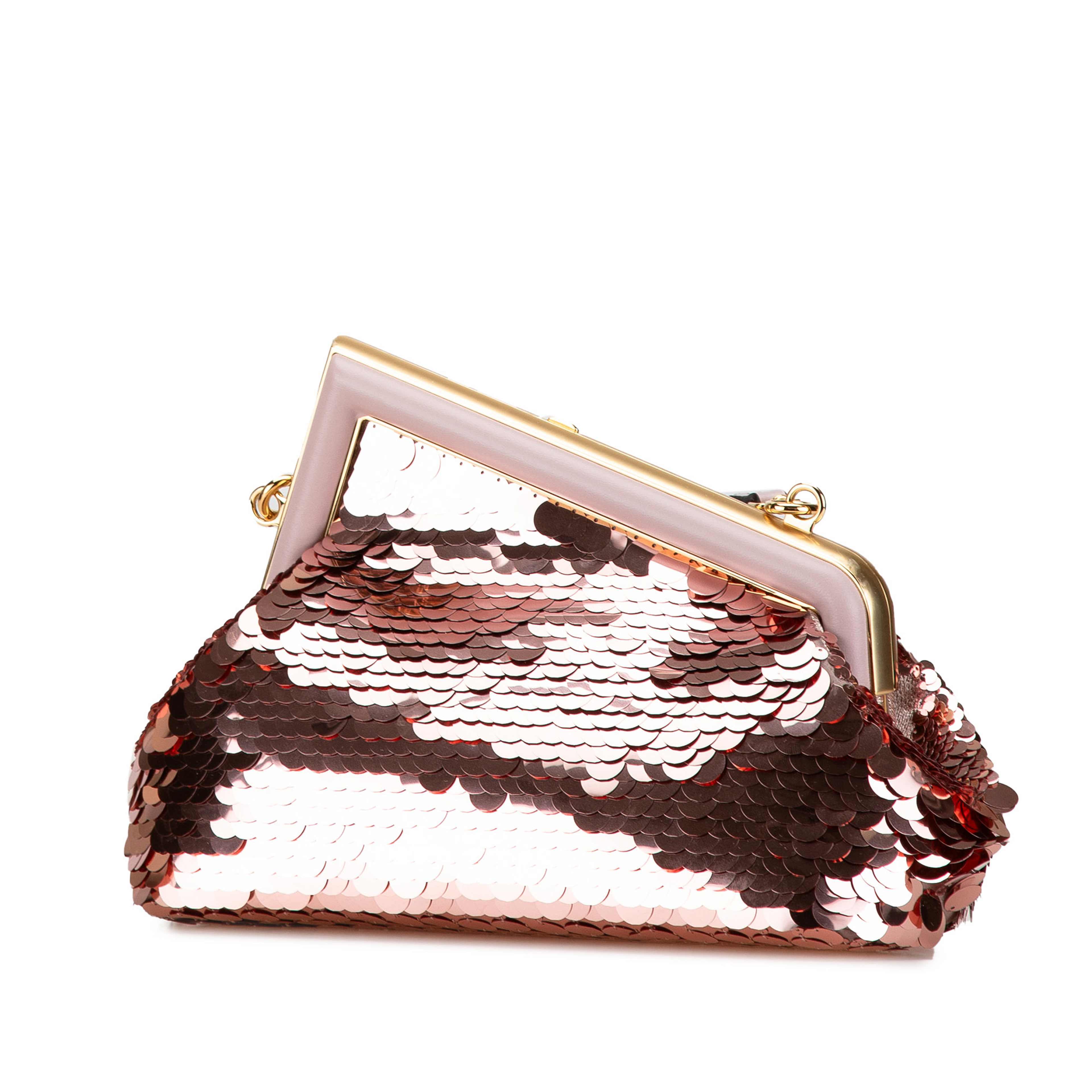 Fendi Small First Sequin Bag, från Luxclusif, i färgen pink. Klicka för att öppna bilden i stort format