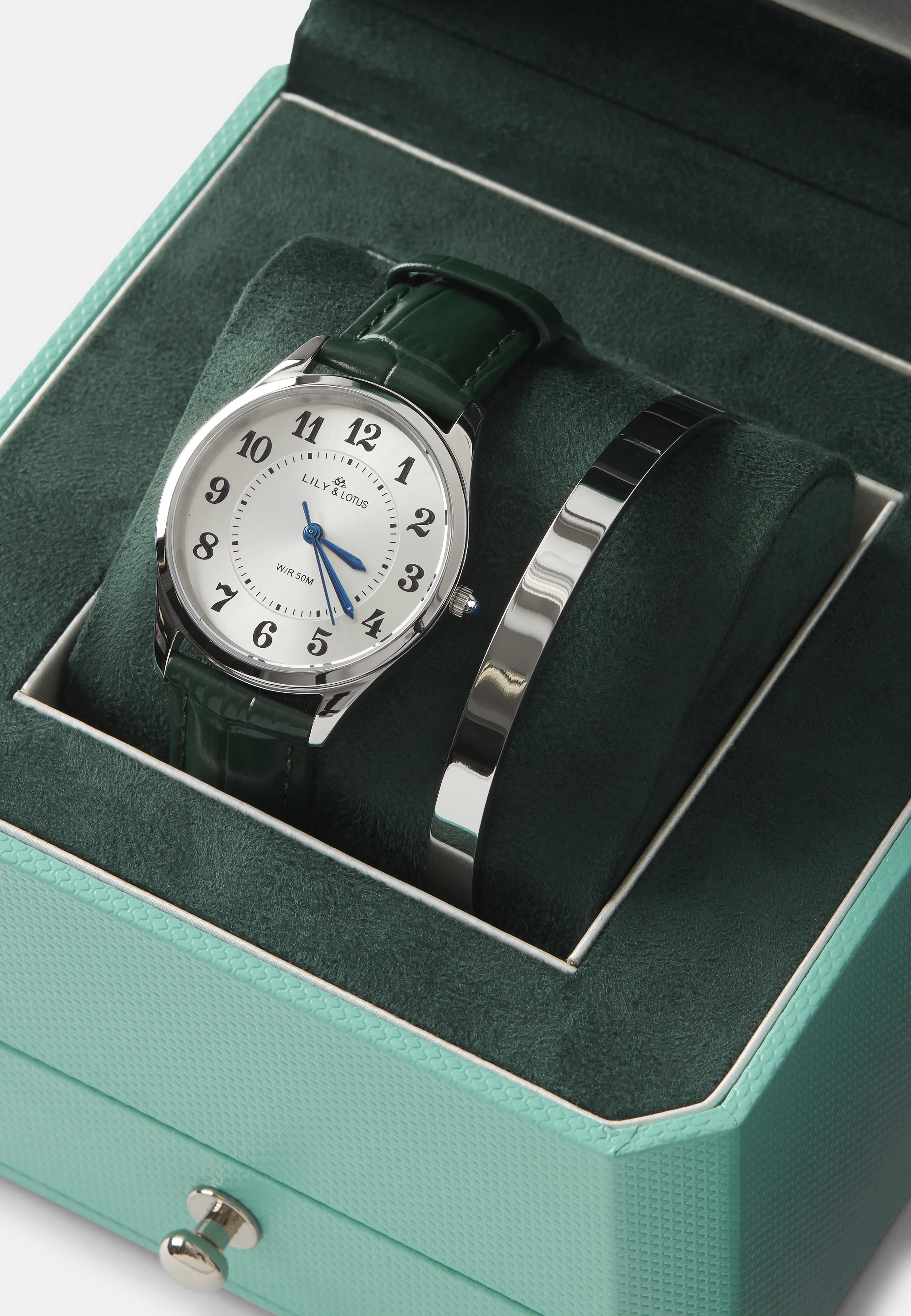 Klocka med läderarmband CM-220910