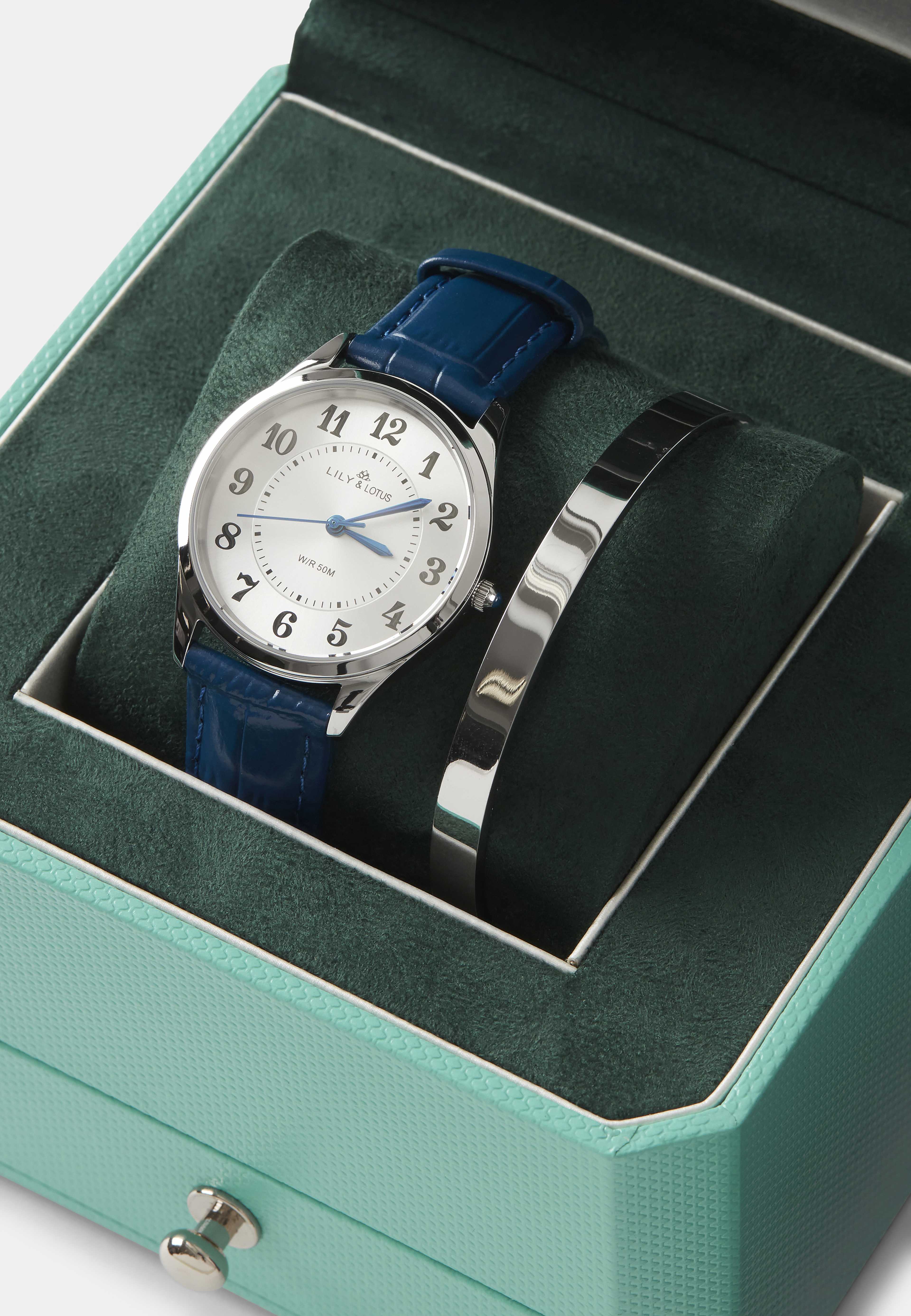 Klocka med läderarmband CM-220910
