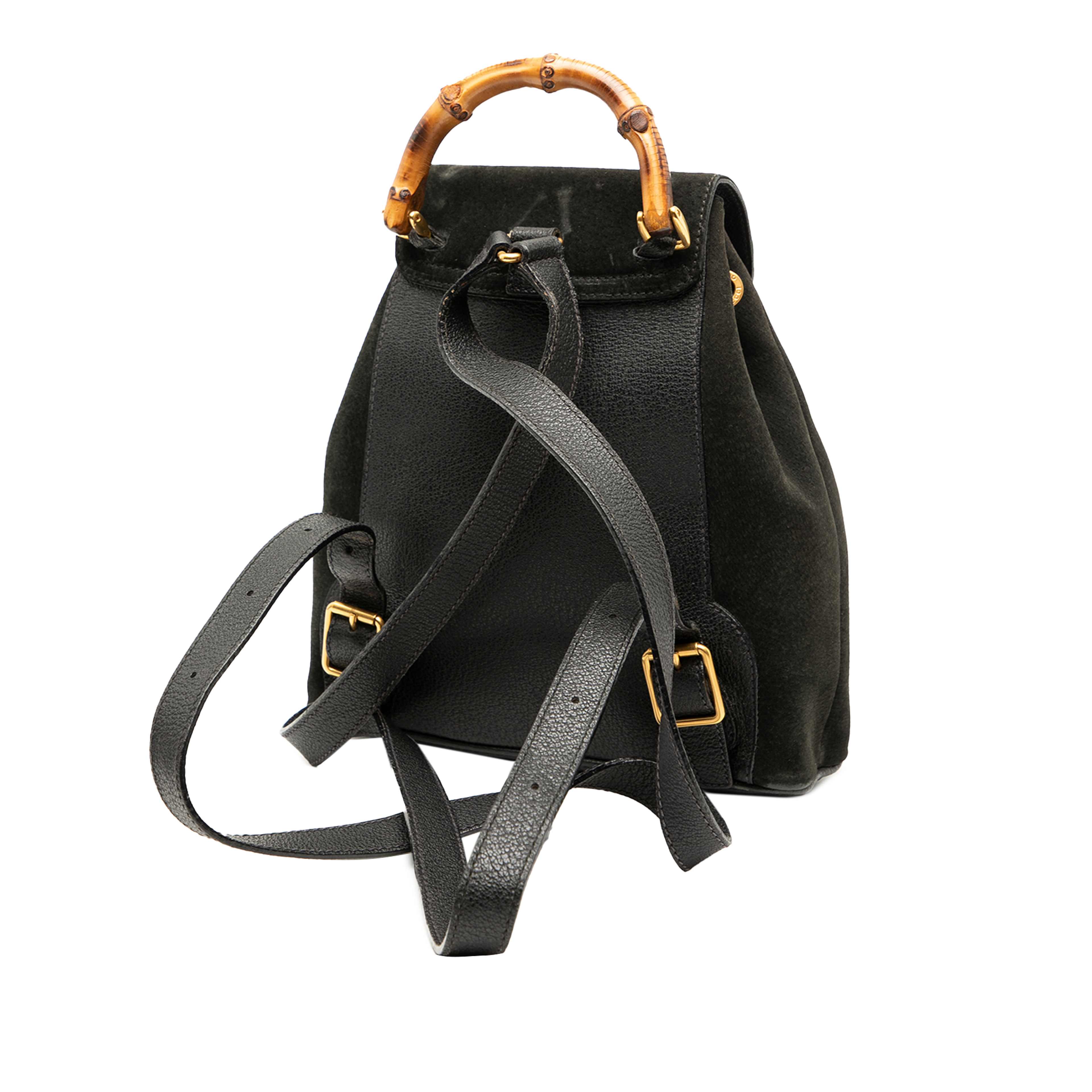 Gucci Suede Bamboo Drawstring Backpack, från Luxclusif, i färgen black. Klicka för att öppna bilden i stort format