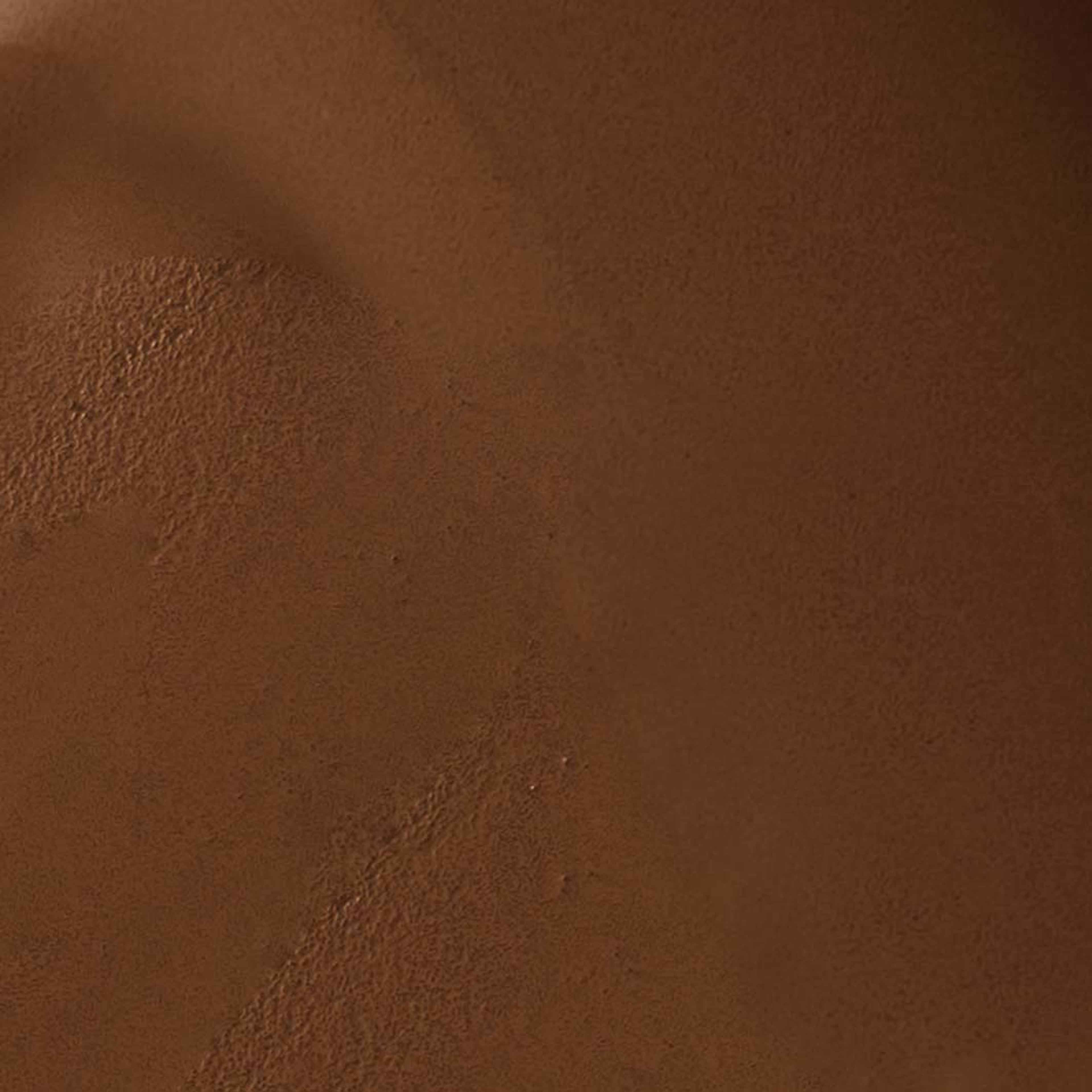 No Compromise Lightweight Matte Foundation, från IsaDora, i färgen 9w. Klicka för att öppna bilden i stort format