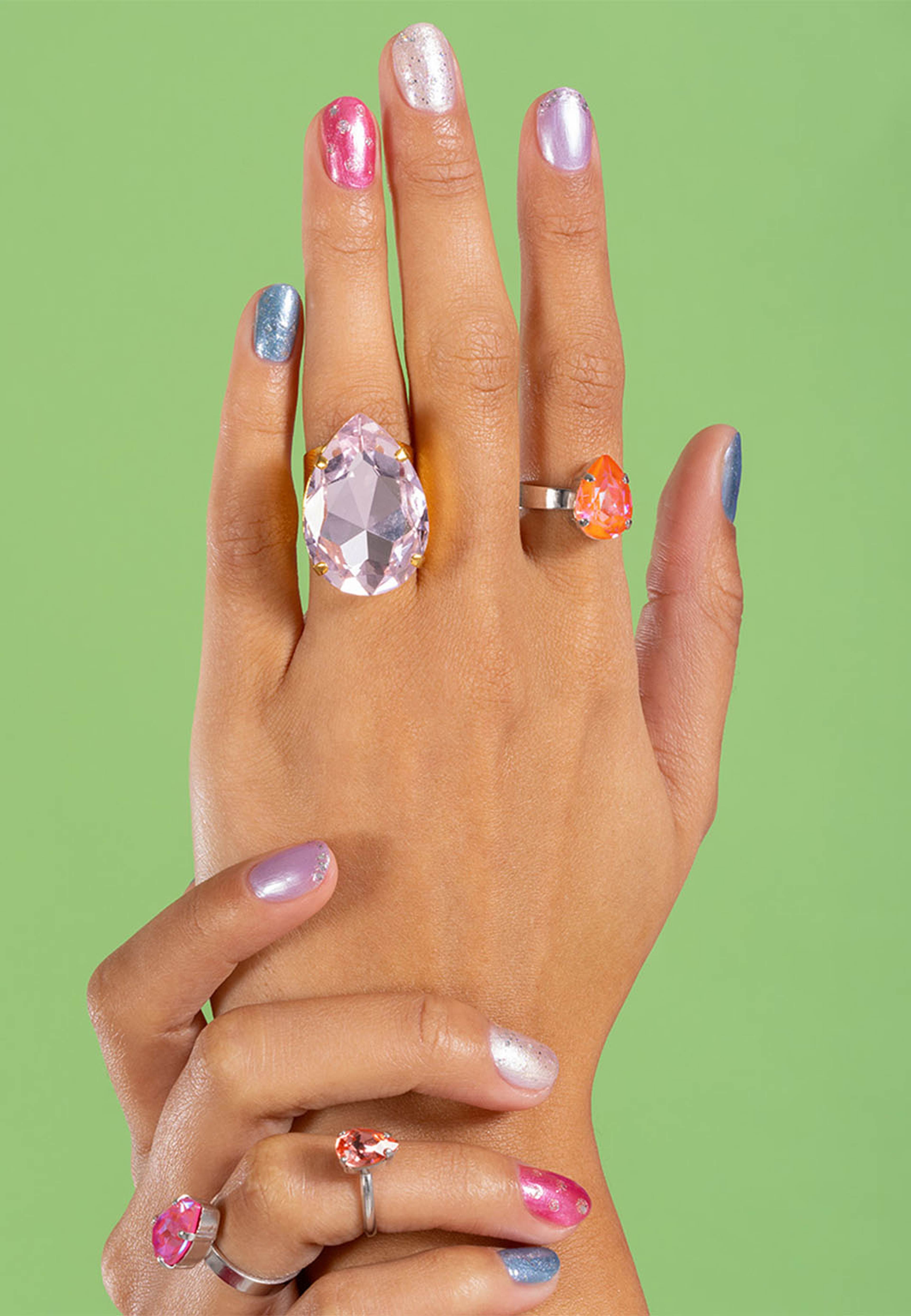 O2 Minilack - Dolly Dreamland, från Depend, i färgen Lollipop Love. Klicka för att öppna bilden i stort format