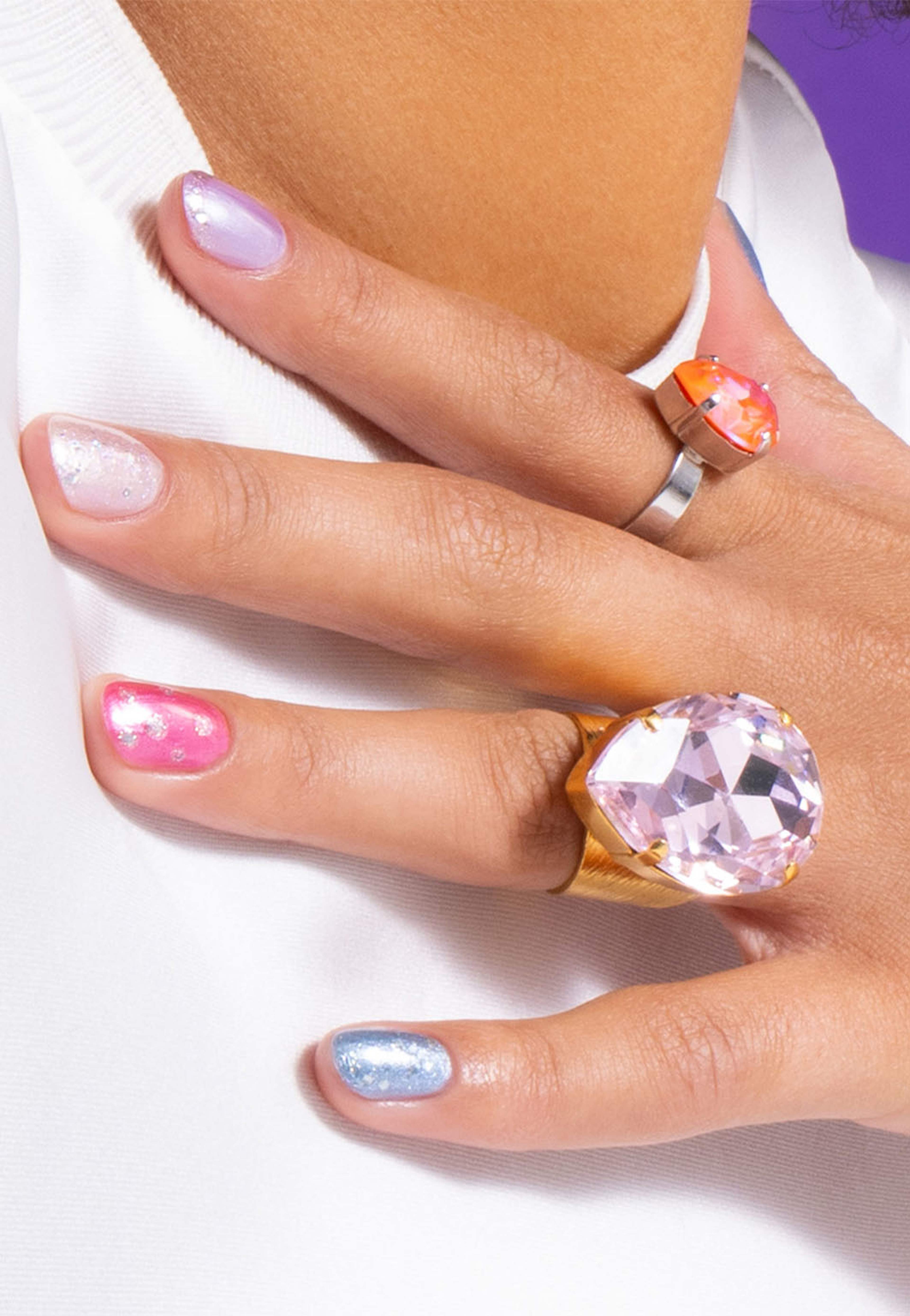 O2 Minilack - Dolly Dreamland, från Depend, i färgen Cotton Cany Kisses. Klicka för att öppna bilden i stort format