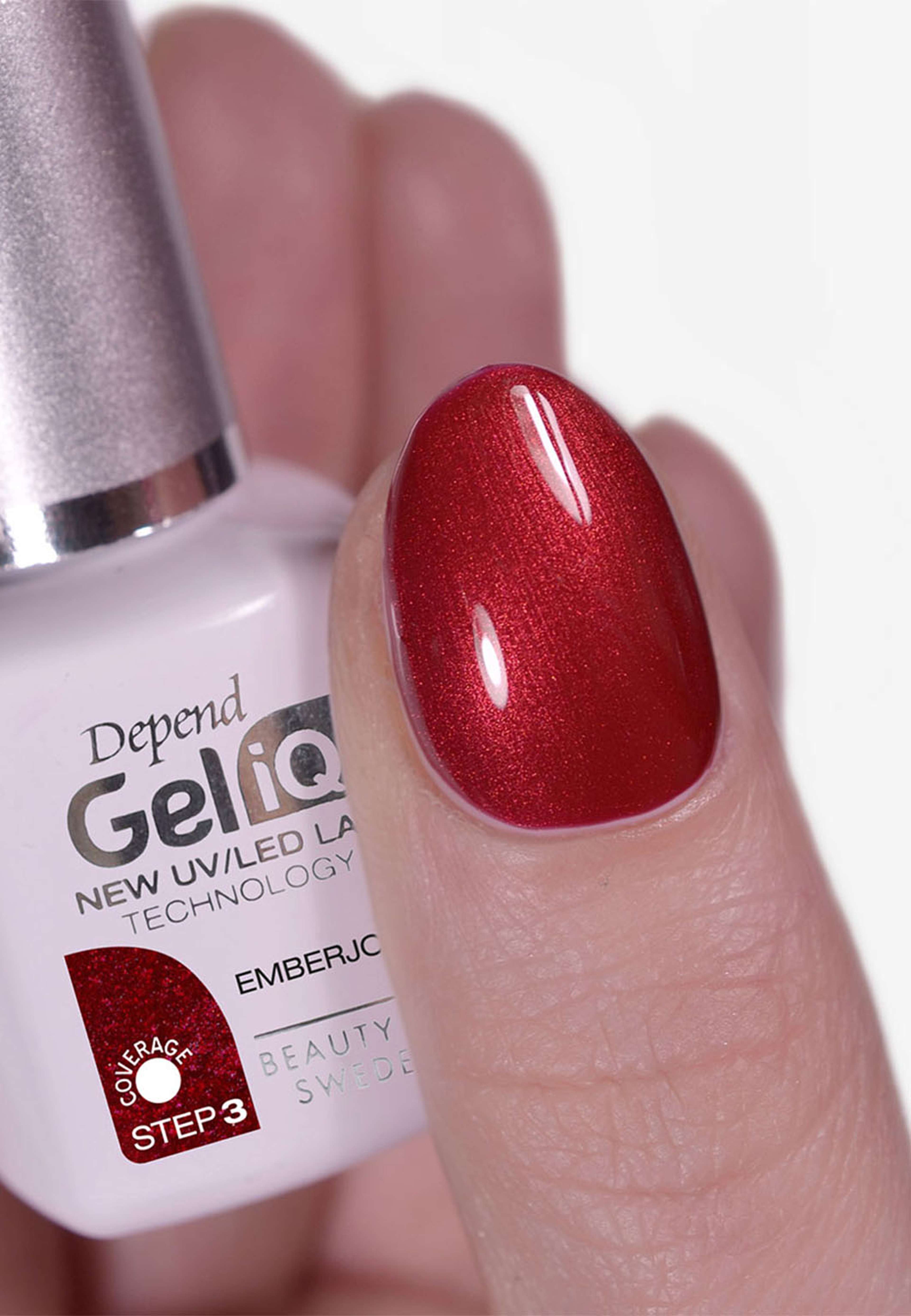 Gel iQ Winter Collection, från Depend, i färgen Emberjoy. Klicka för att öppna bilden i stort format