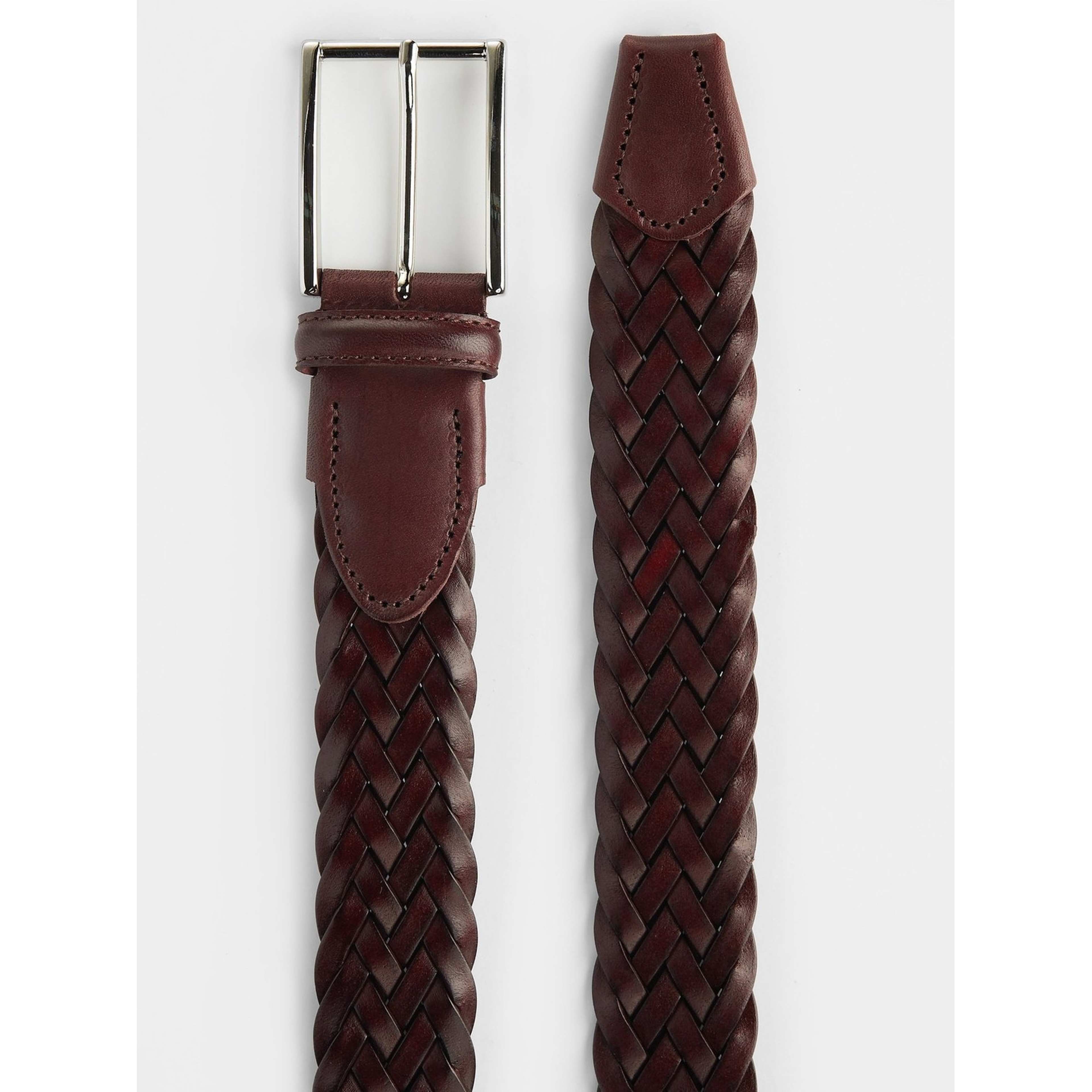Flätat Bälte Banff, från John Henric, i färgen dark brown. Klicka för att öppna bilden i stort format