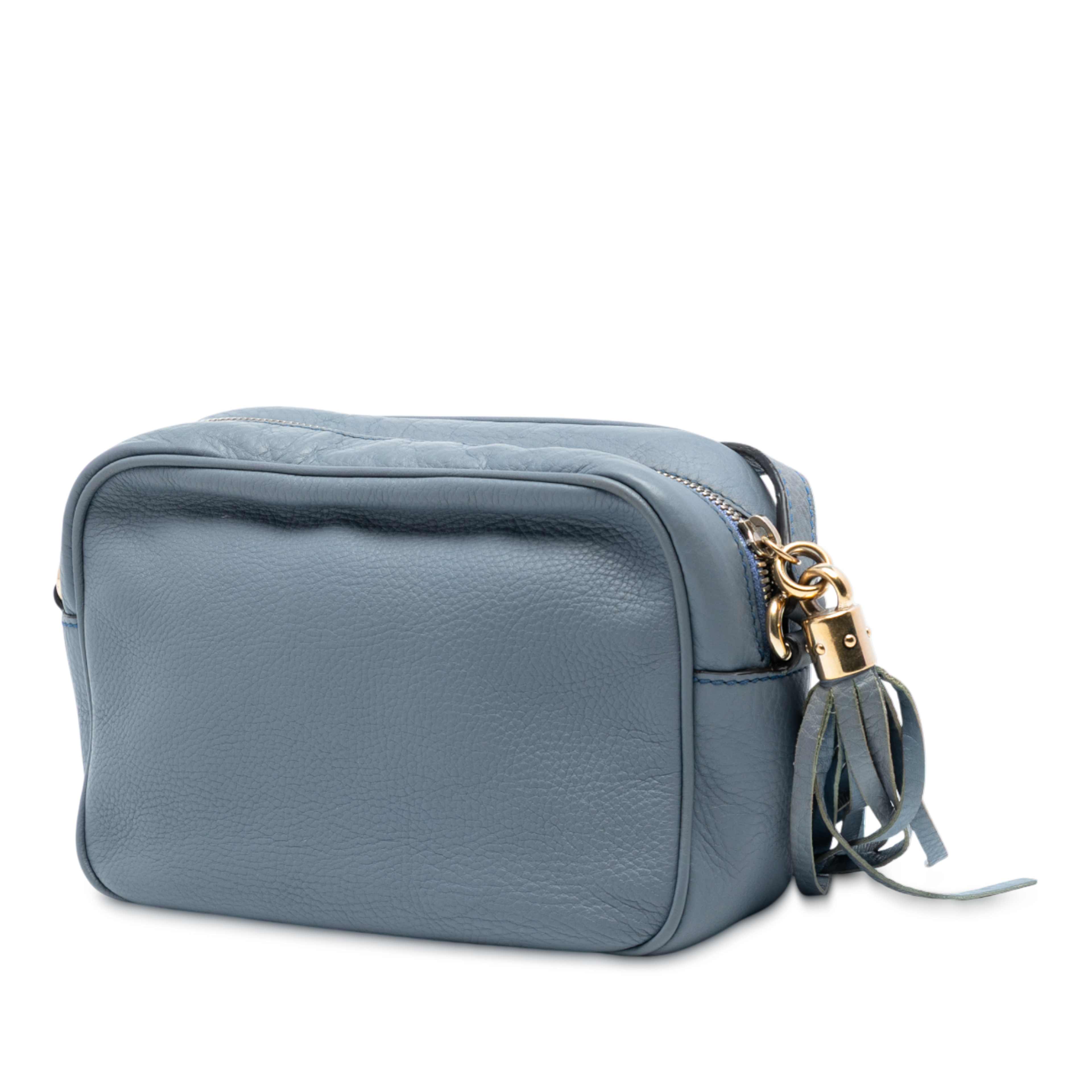 Gucci Leather Soho Disco Crossbody, från Luxclusif, i färgen light blue. Klicka för att öppna bilden i stort format