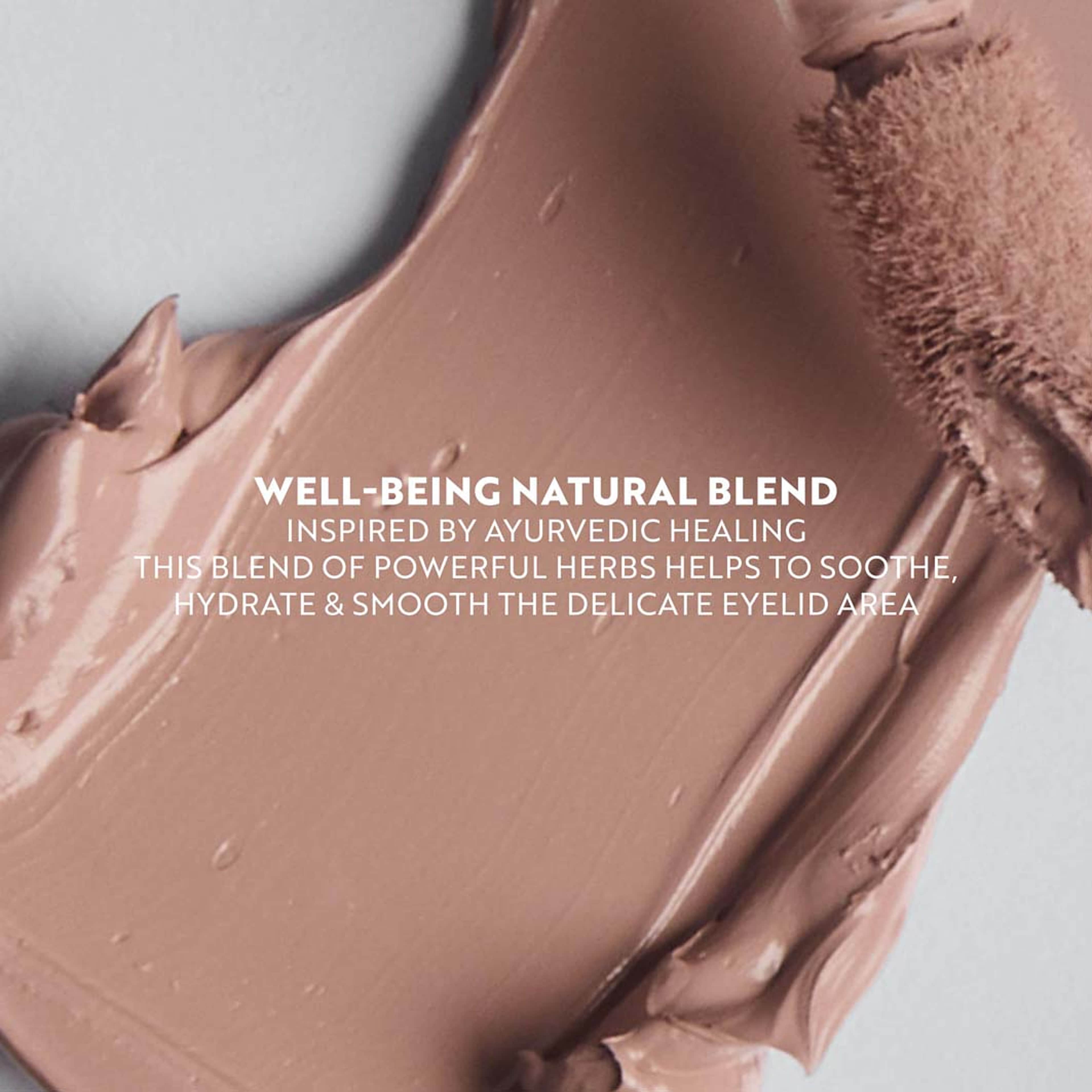 The 24H Matte Liquid Eyeshadow, från IsaDora, i färgen Bare Cloud. Klicka för att öppna bilden i stort format