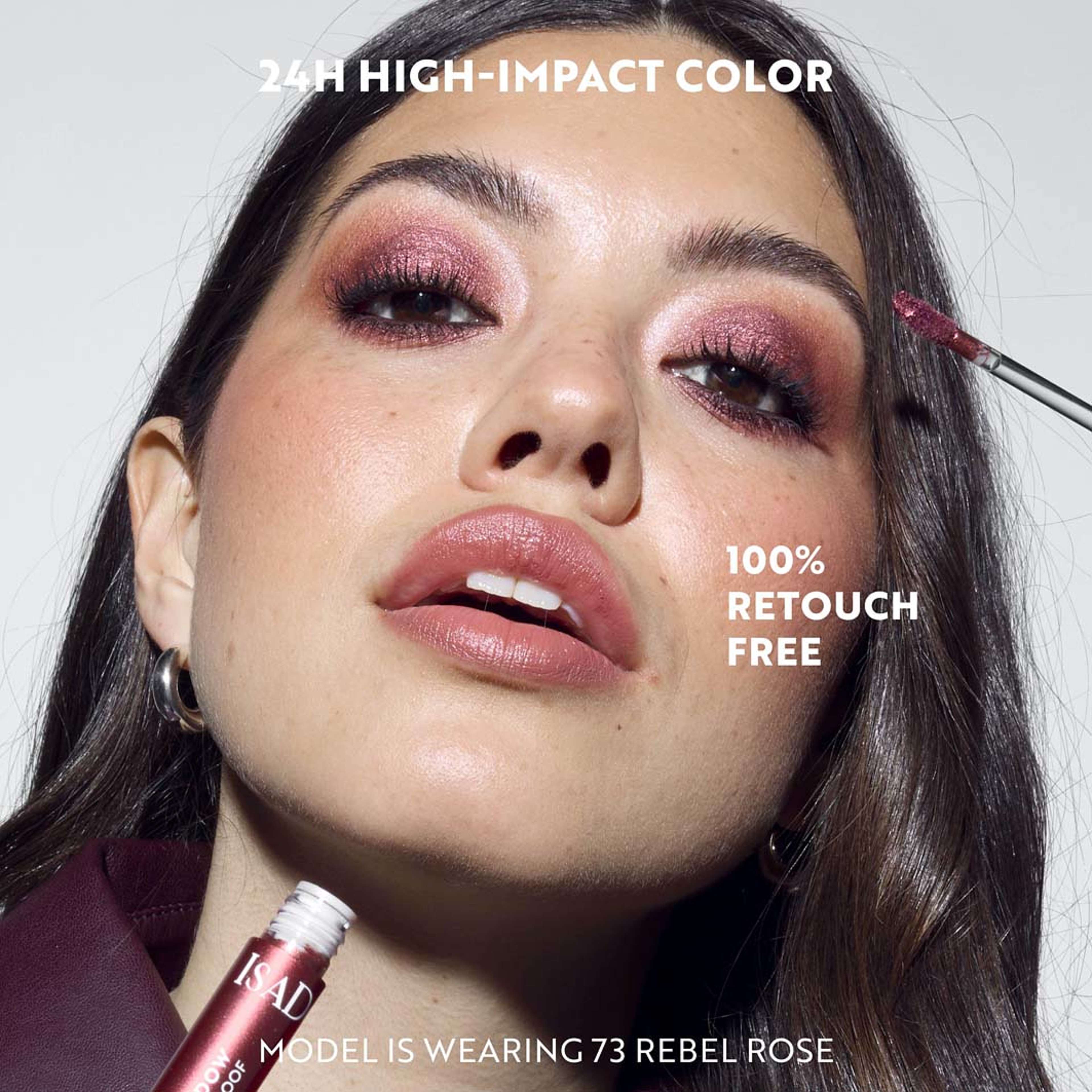The 24H Matte Liquid Eyeshadow, från IsaDora, i färgen Pink Moon. Klicka för att öppna bilden i stort format