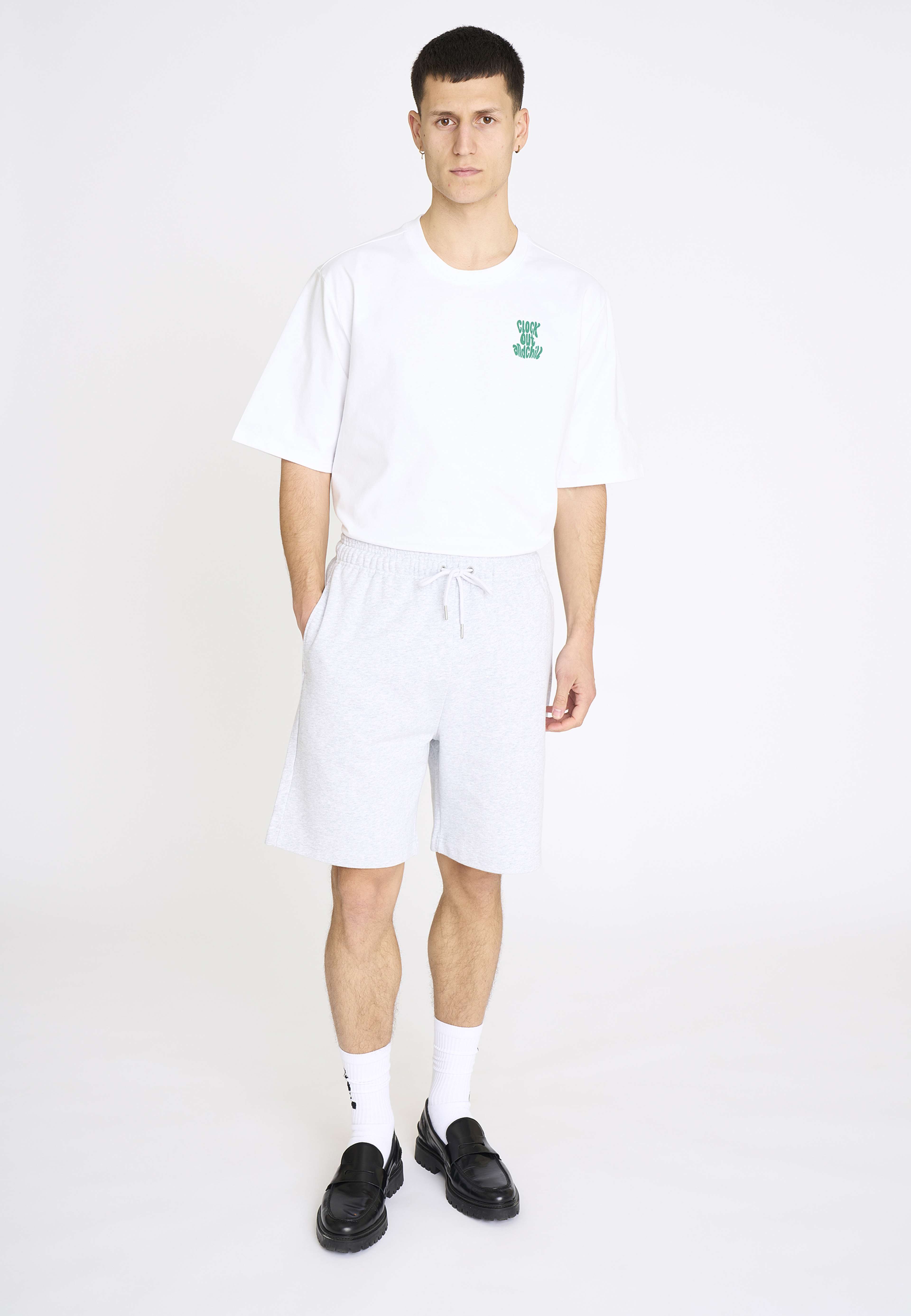Shorts Louis Bomull, från Resteröds, i färgen light grey melange. Klicka för att öppna bilden i stort format