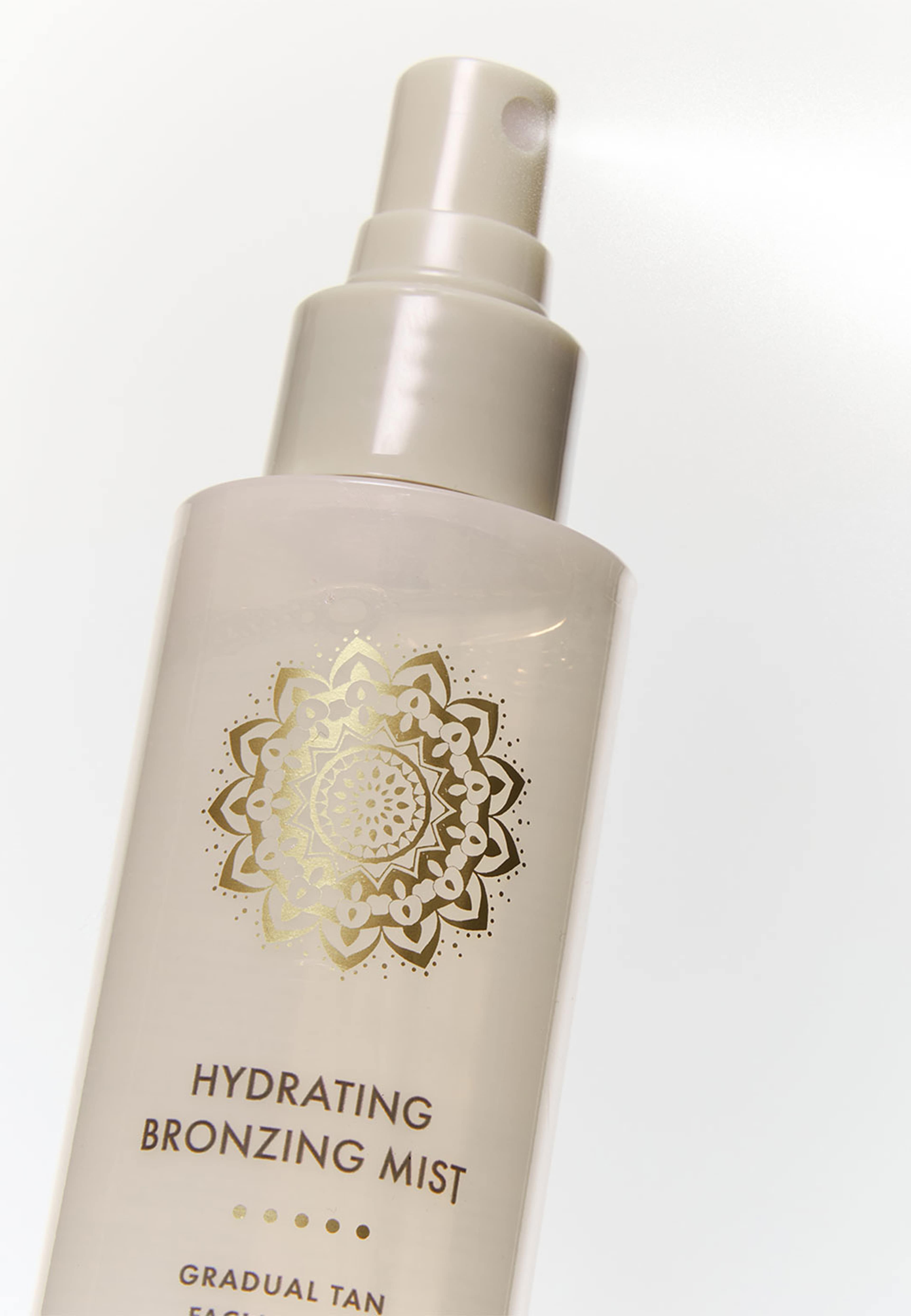 Hydrating Bronzing Mist