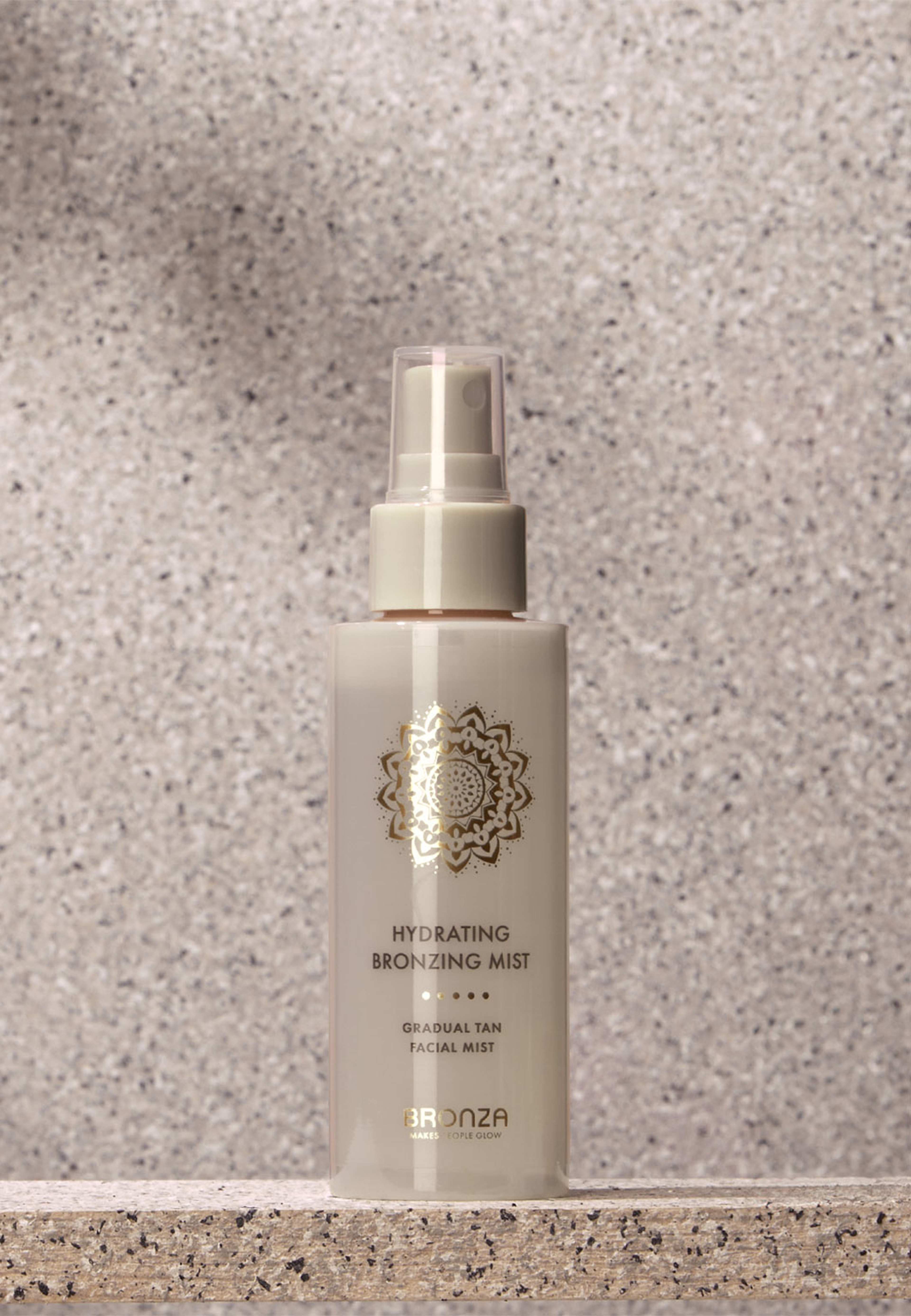 Hydrating Bronzing Mist