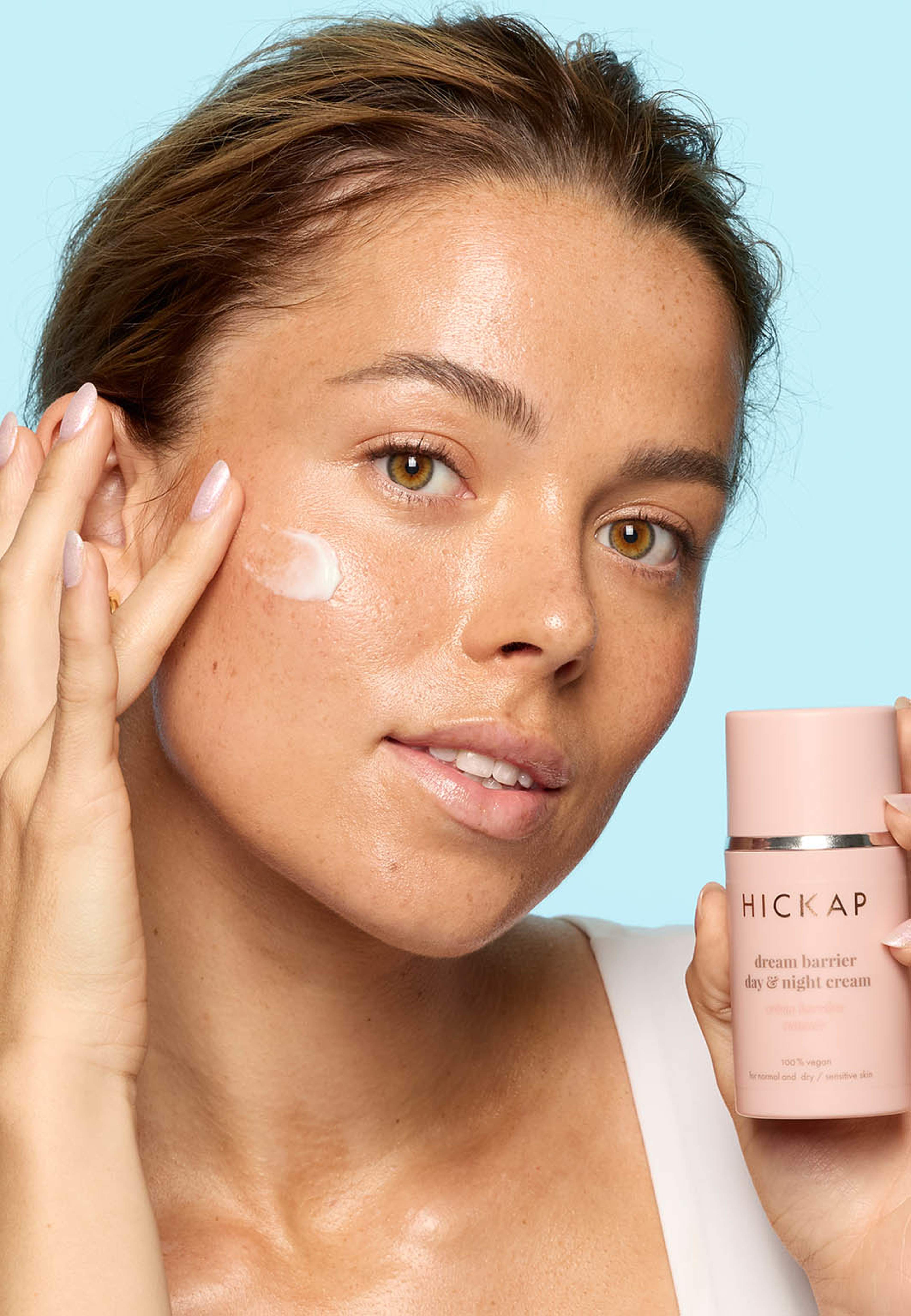Dream Barrier Day & Night Cream