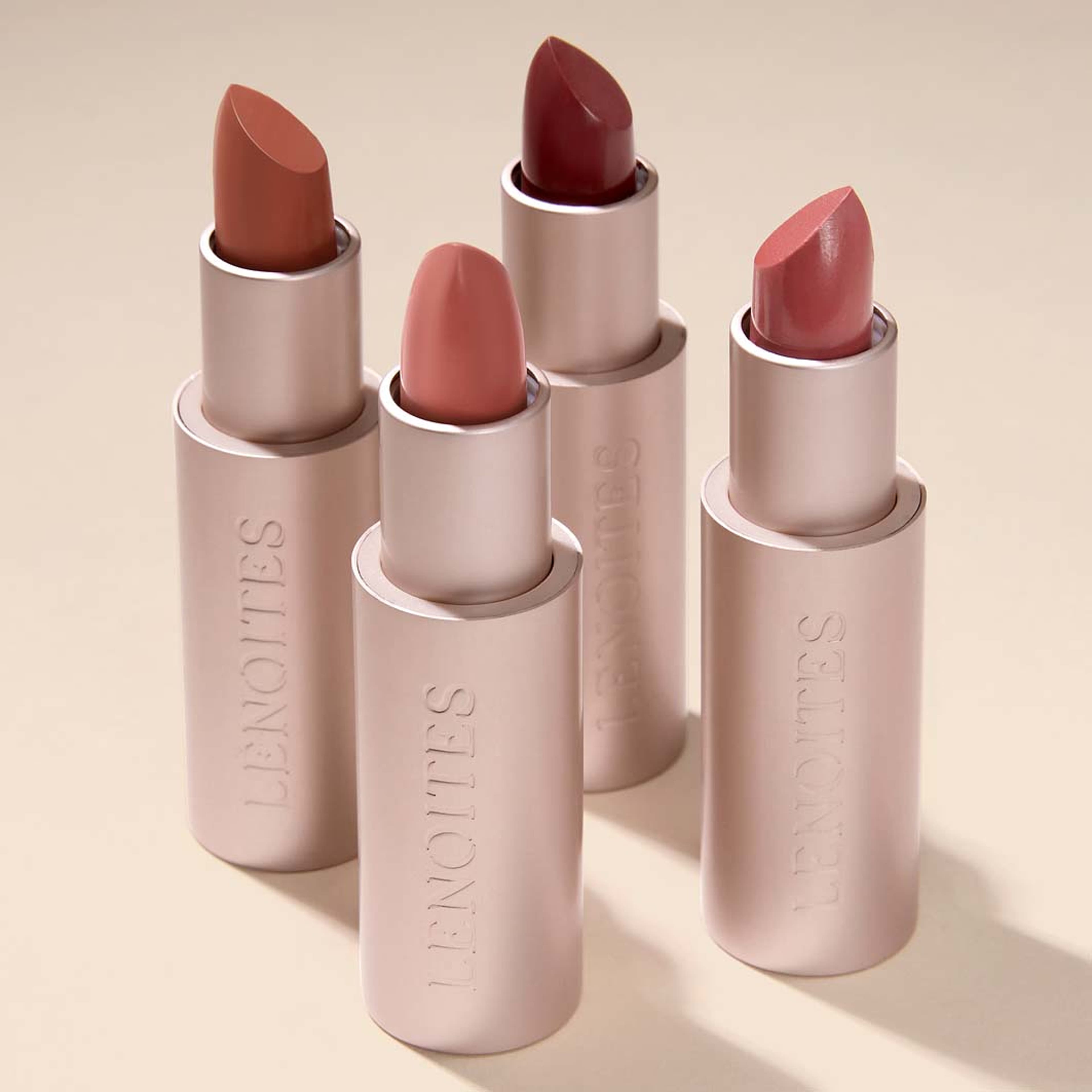 Tinted Lip Balm, från Lenoites, i färgen 406 Amberlight. Klicka för att öppna bilden i stort format