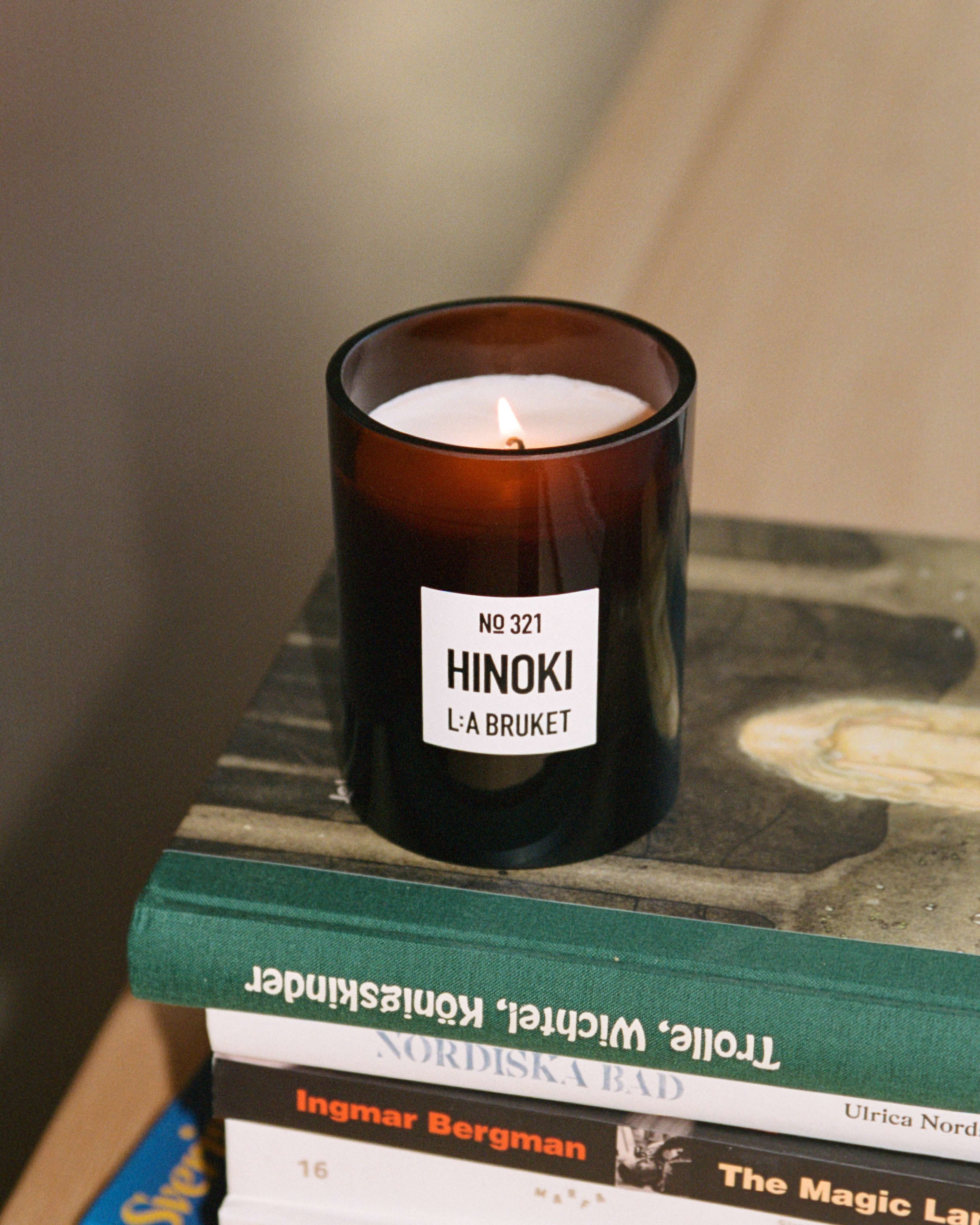 321 Doftljus Hinoki 260 g