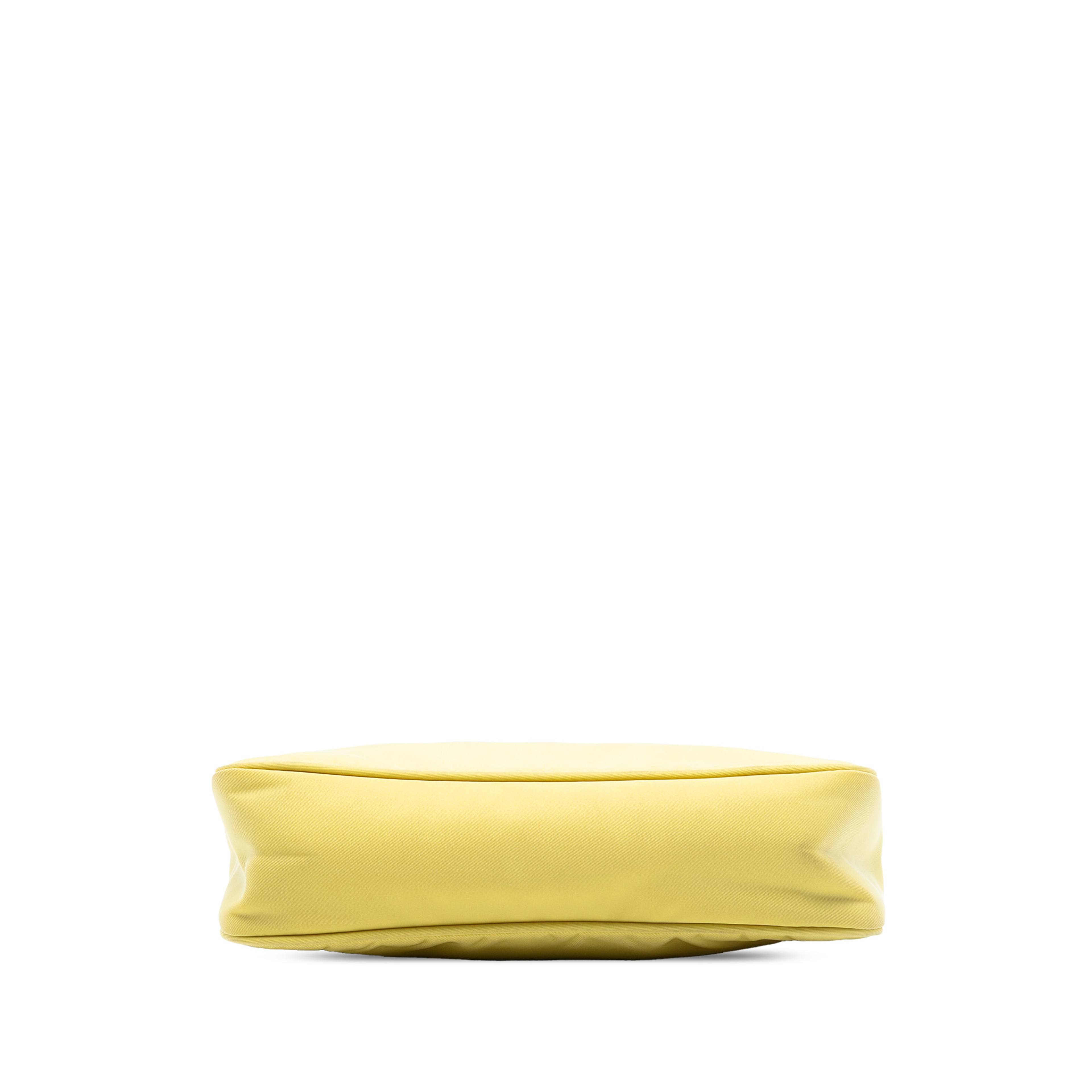 Prada Mini Tessuto Re Edition 2000 Shoulder Bag, från Luxclusif, i färgen yellow. Klicka för att öppna bilden i stort format