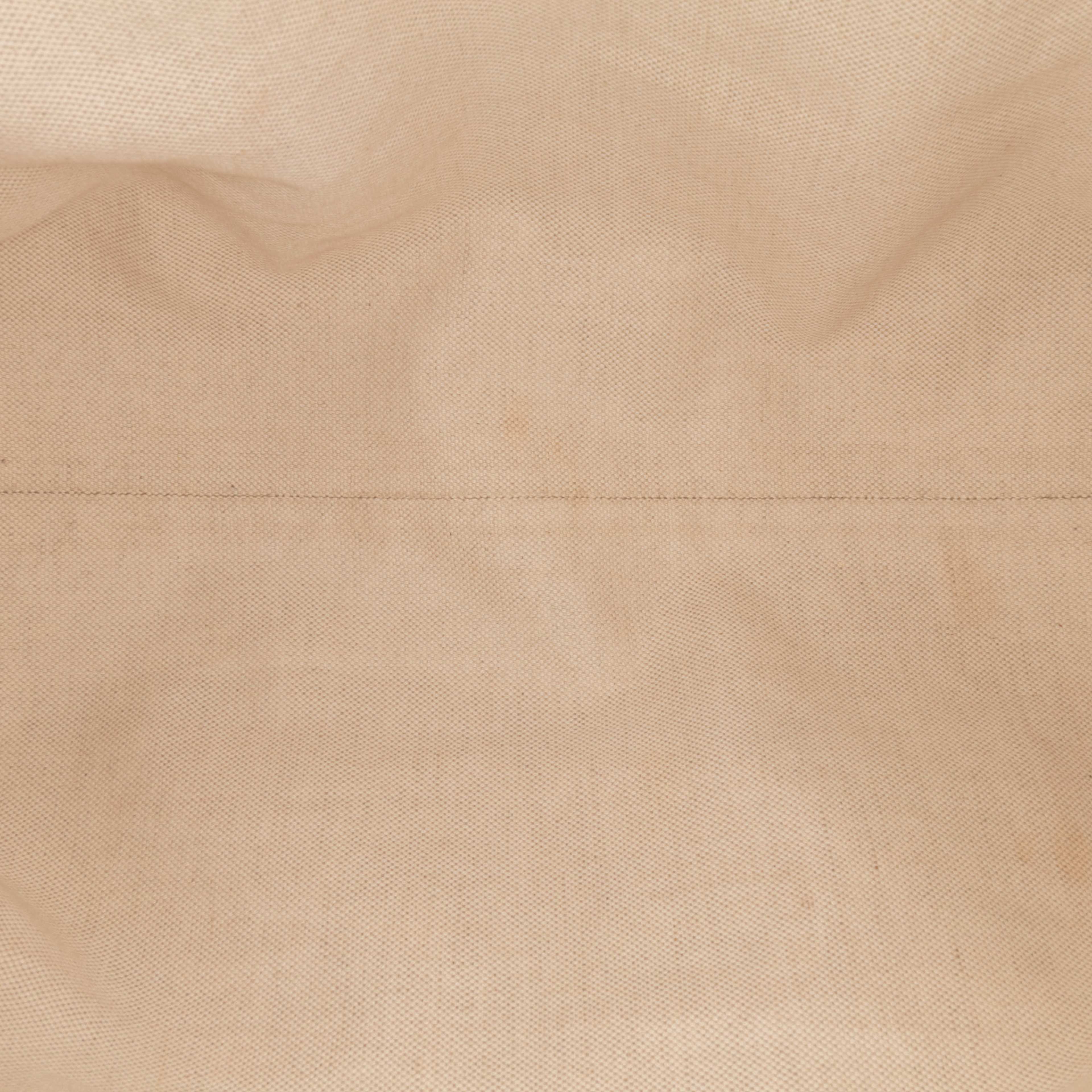 Gucci Medium Calfskin Sukey Tote, från Luxclusif, i färgen gold. Klicka för att öppna bilden i stort format