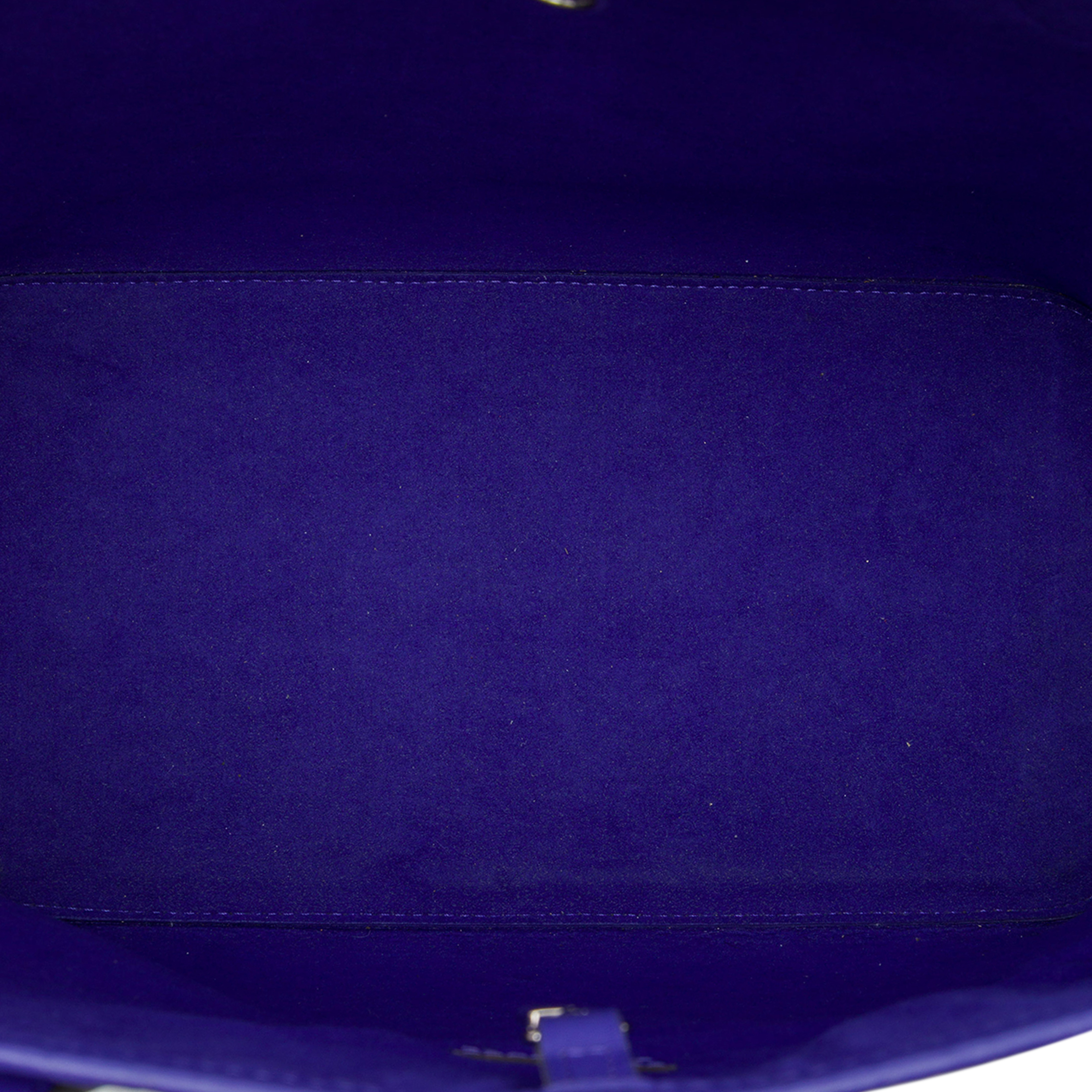 Louis Vuitton Epi Neverfull Mm, från Luxclusif, i färgen purpur. Klicka för att öppna bilden i stort format