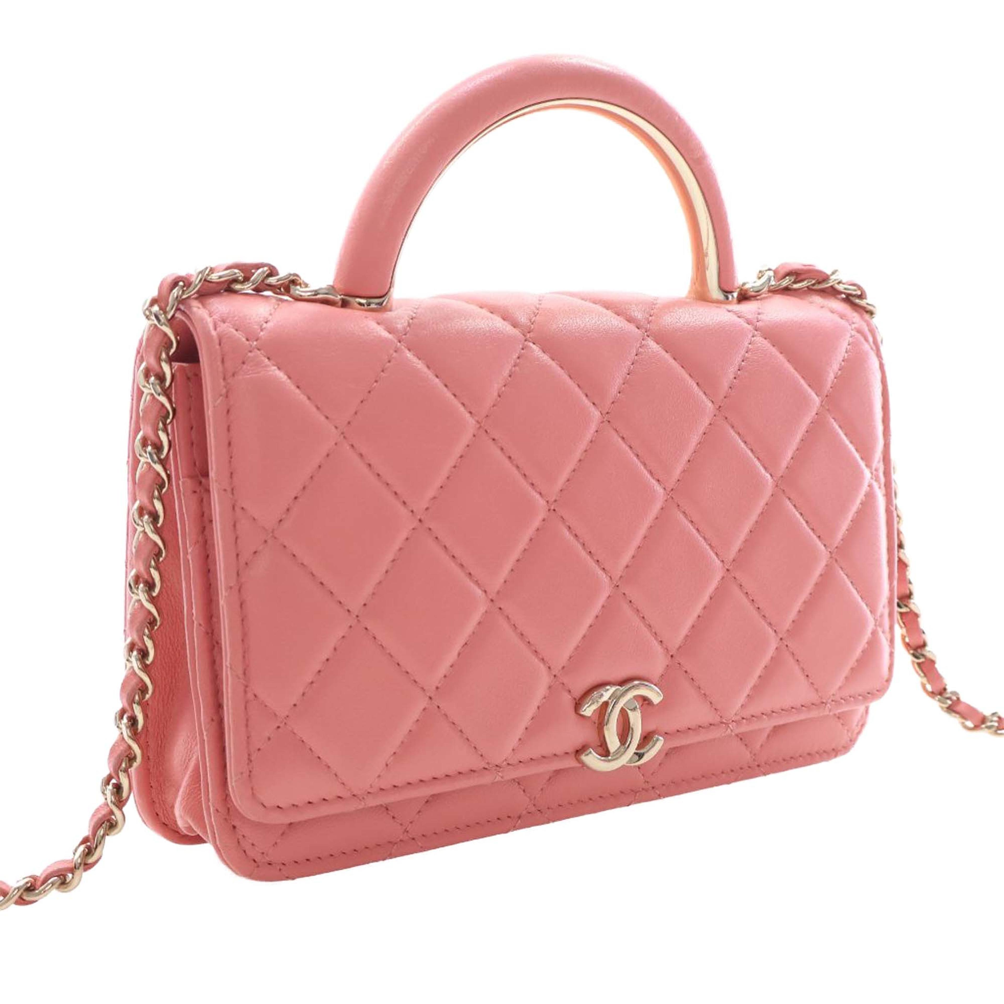 Chanel Cc Quilted Lambskin Top Handle Flap, från Luxclusif, i färgen pink. Klicka för att öppna bilden i stort format