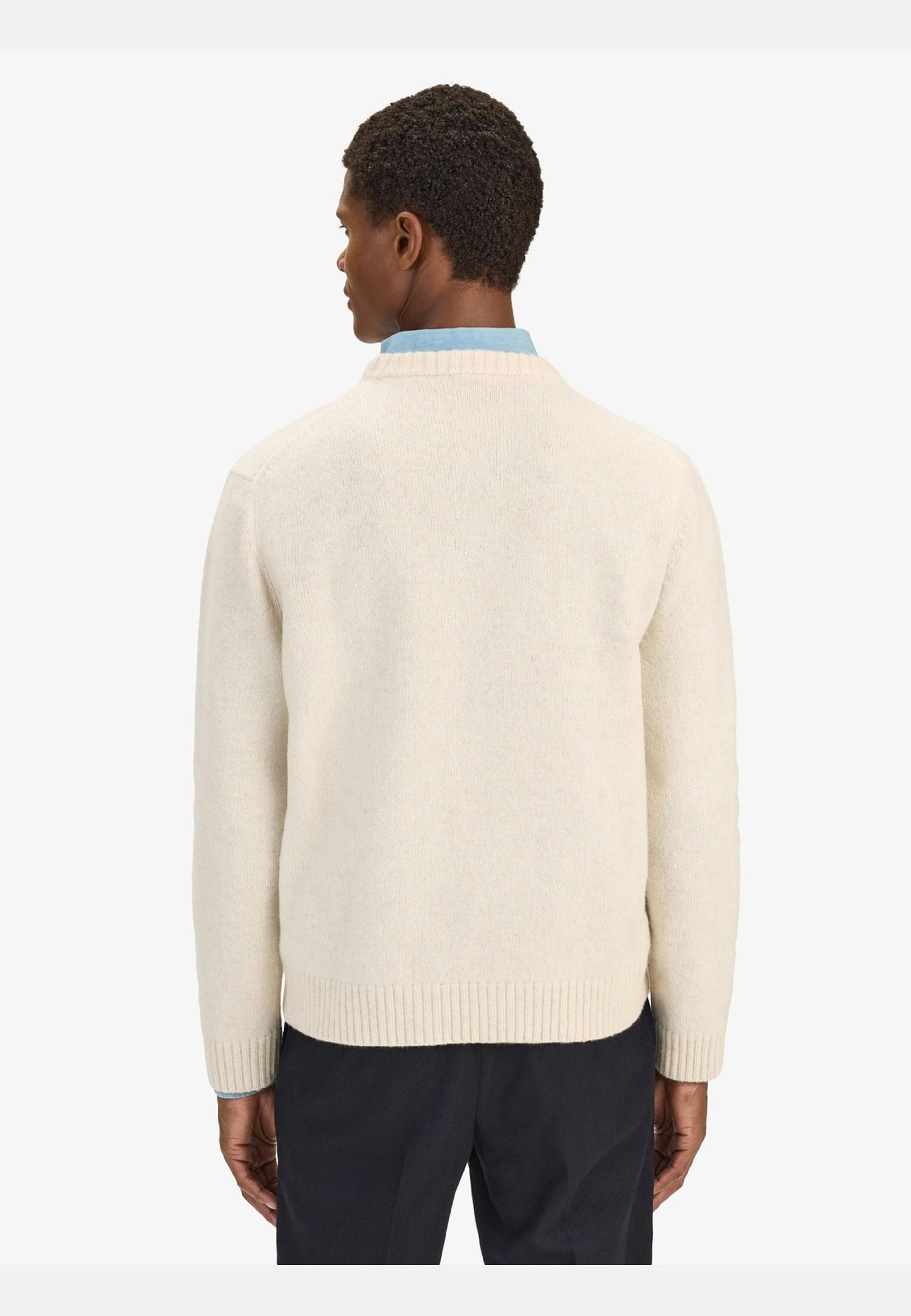 Wool Crew Neck Sweater (jeff), från John Henric, i färgen beige. Klicka för att öppna bilden i stort format